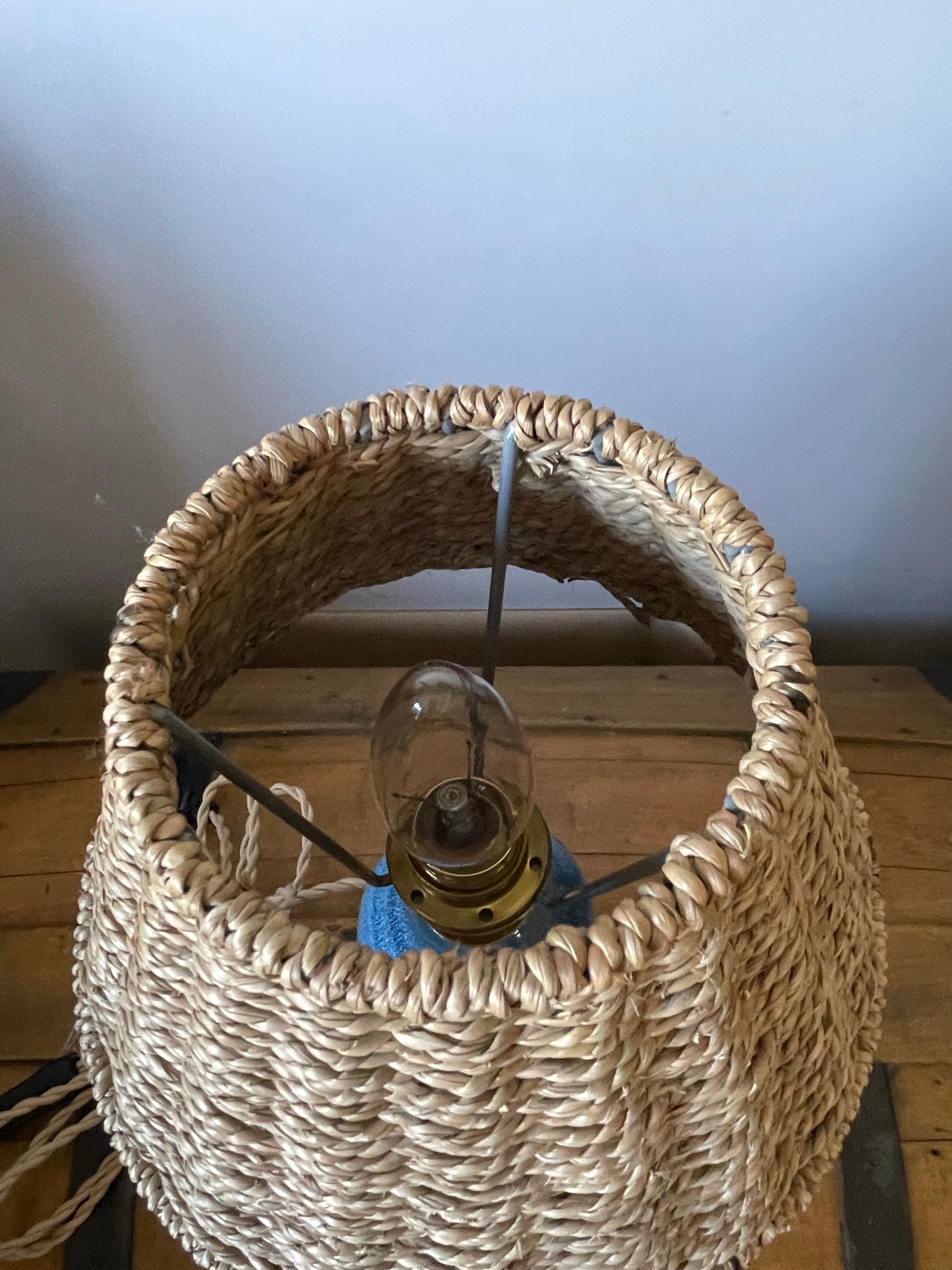 Lampe en céramique bleue