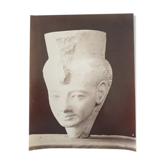 Pascal Sébah (1823-1886) - Photographie, tirage albuminé - La reine Taya, musée de Ruulau?, Egypte