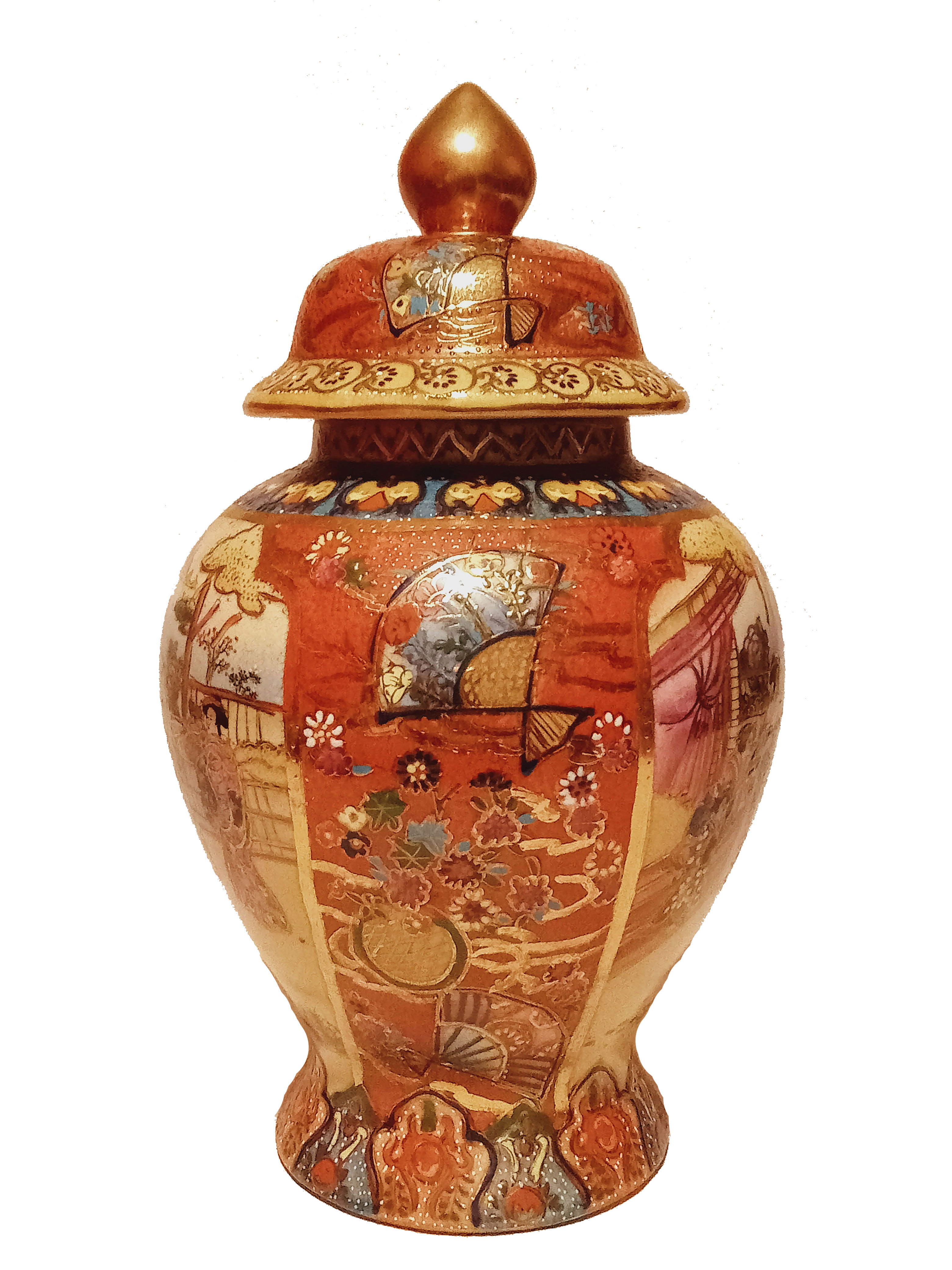 Chinese porcelain vase with lid
