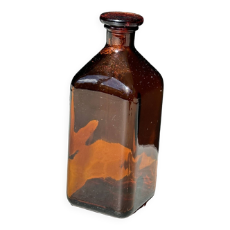 Amber glass carafe - stopper