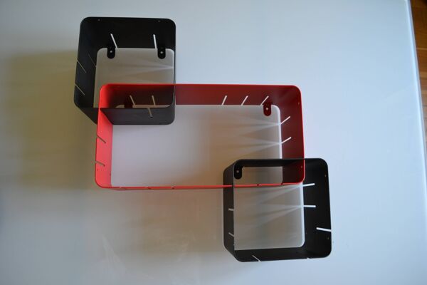 Bibliothèque modulable composée de 3 caissons étagère