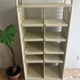 Shelf cabinet postal sorting