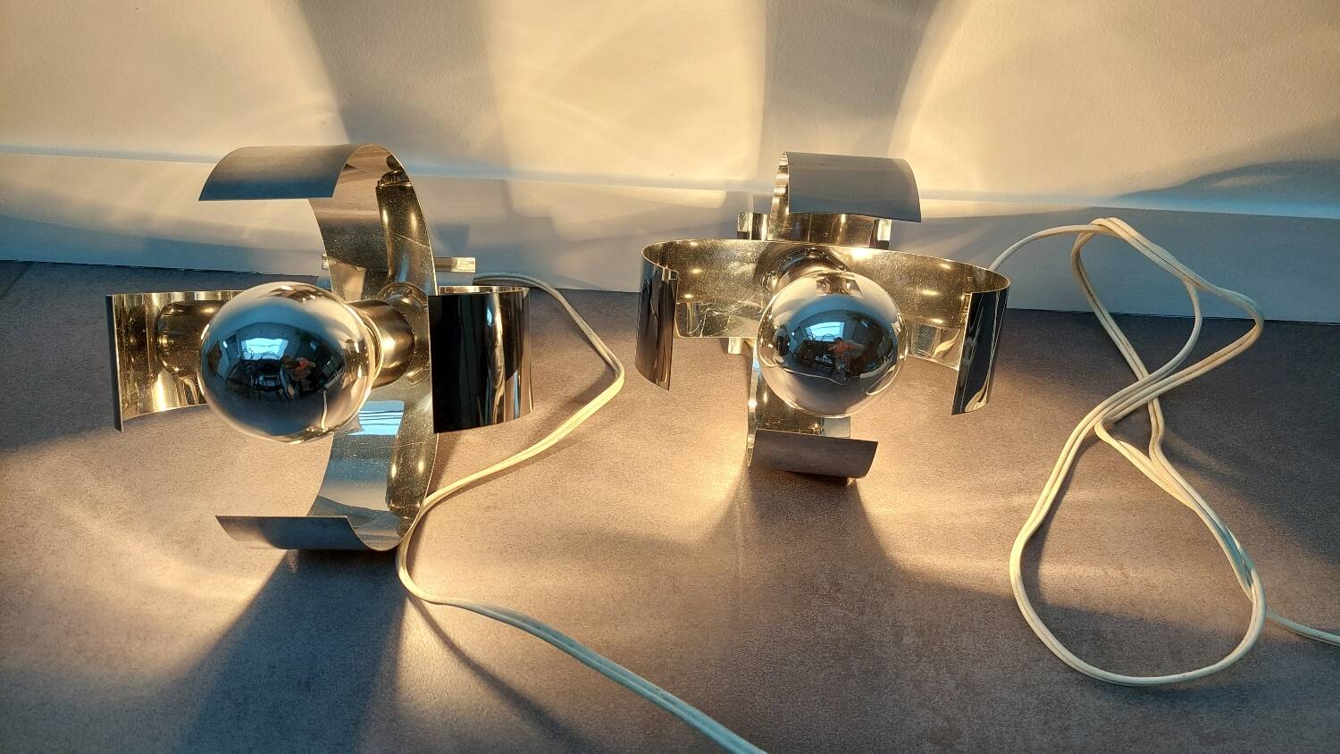PAIR OF CHROME WALL LIGHTS