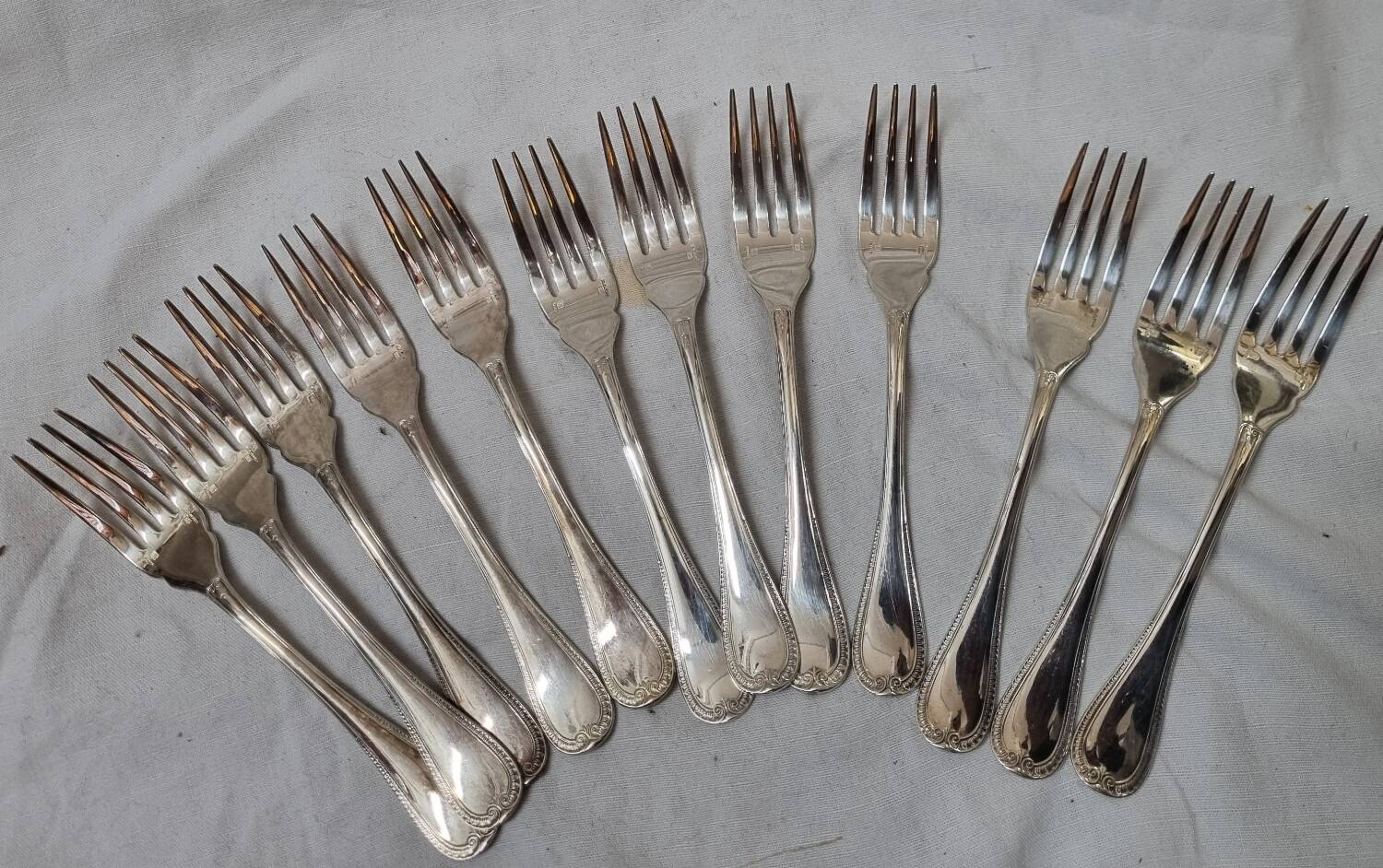 12 Christofle, Malmaison fish forks