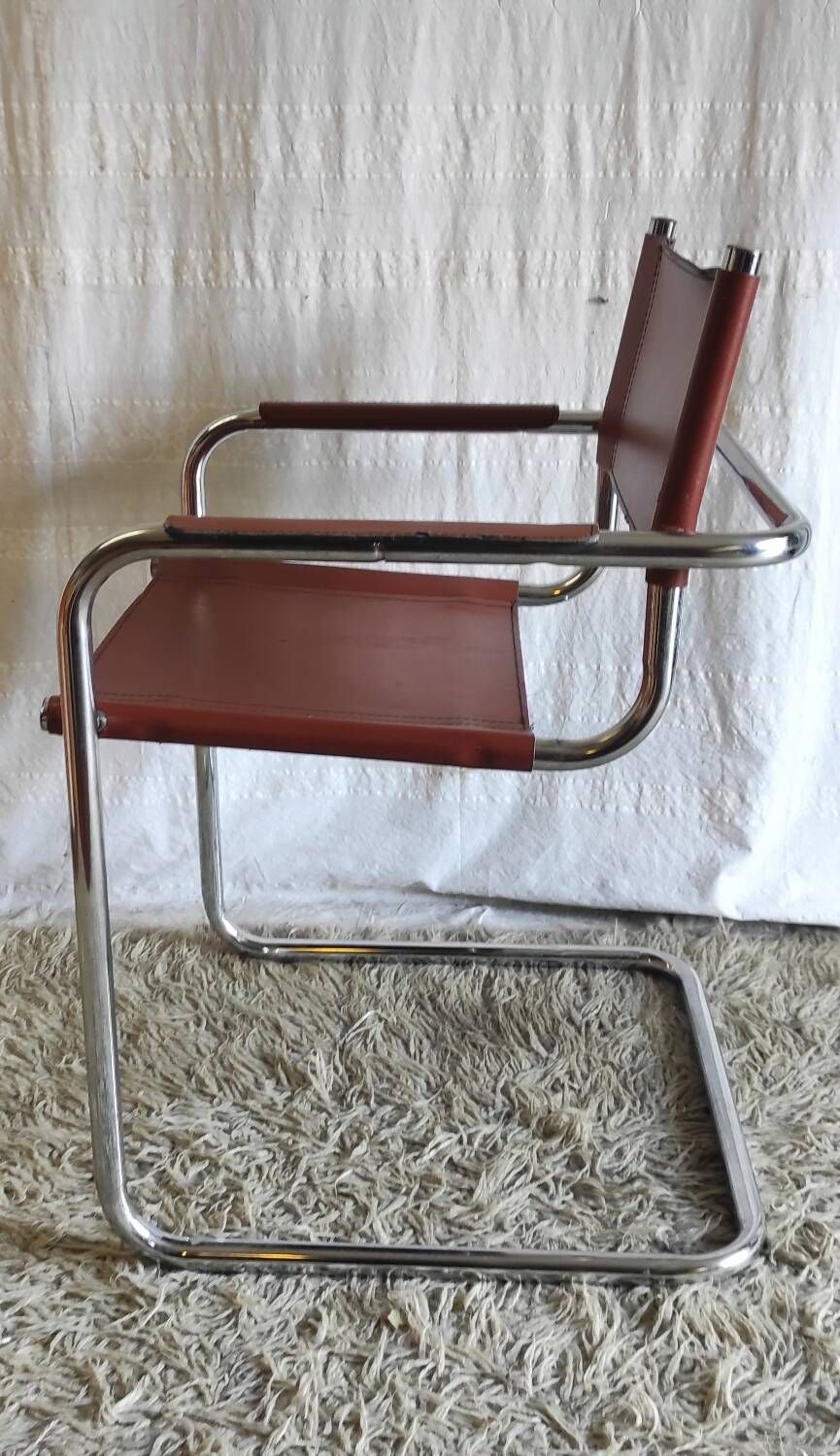 Bauhaus style chrome metal and faux leather chair - 70s/80s