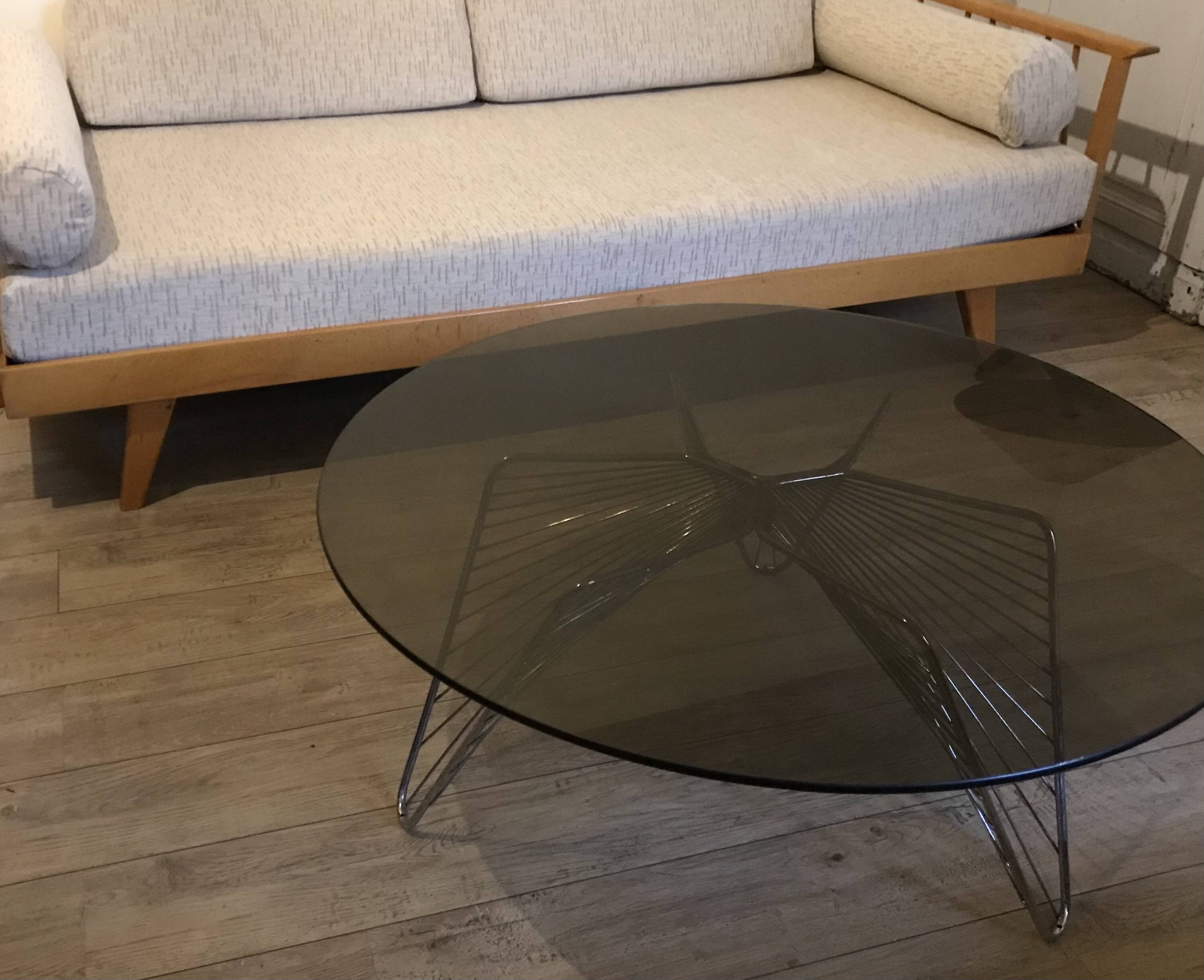 Vintage 1970's coffee table in chrome steel wire and smoked glass