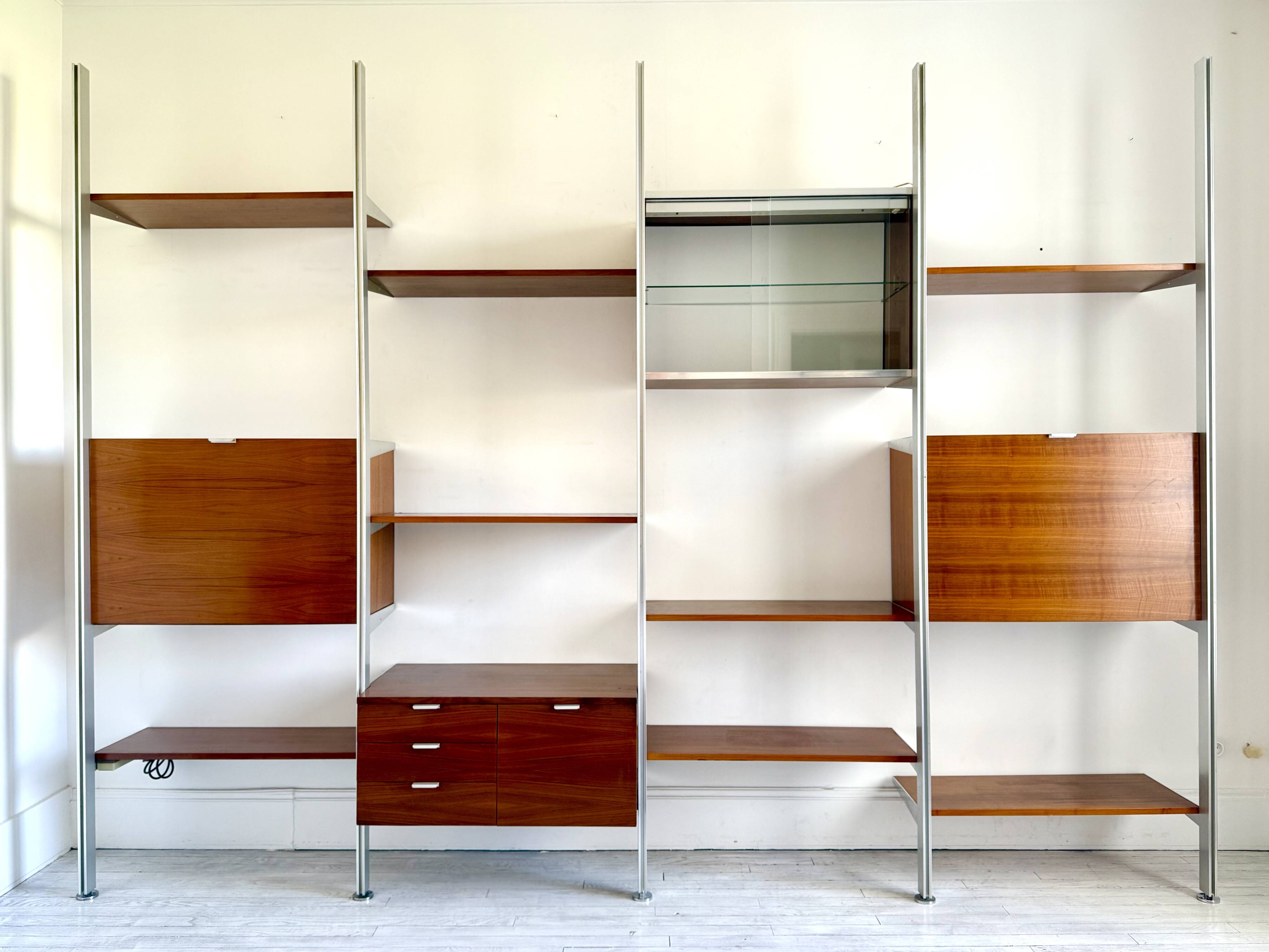 Modular floor library CSS George Nelson by Mobilier International