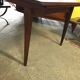 Table scandinave