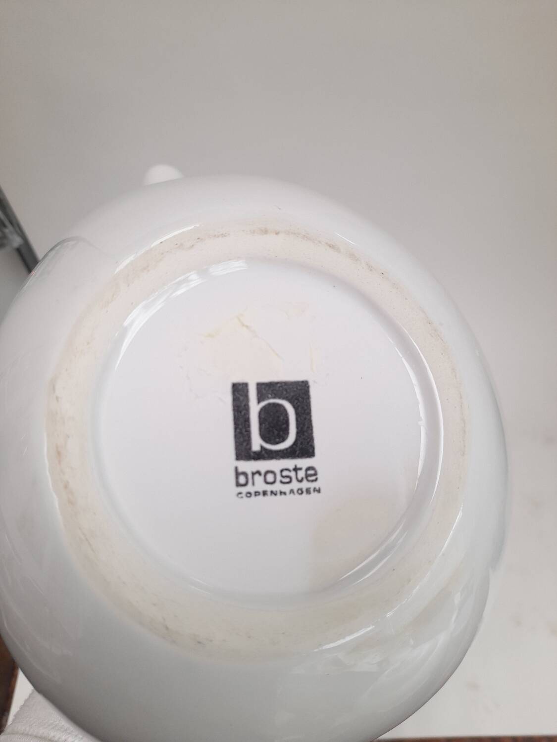 Porcelain teapot Broste Copenhagen