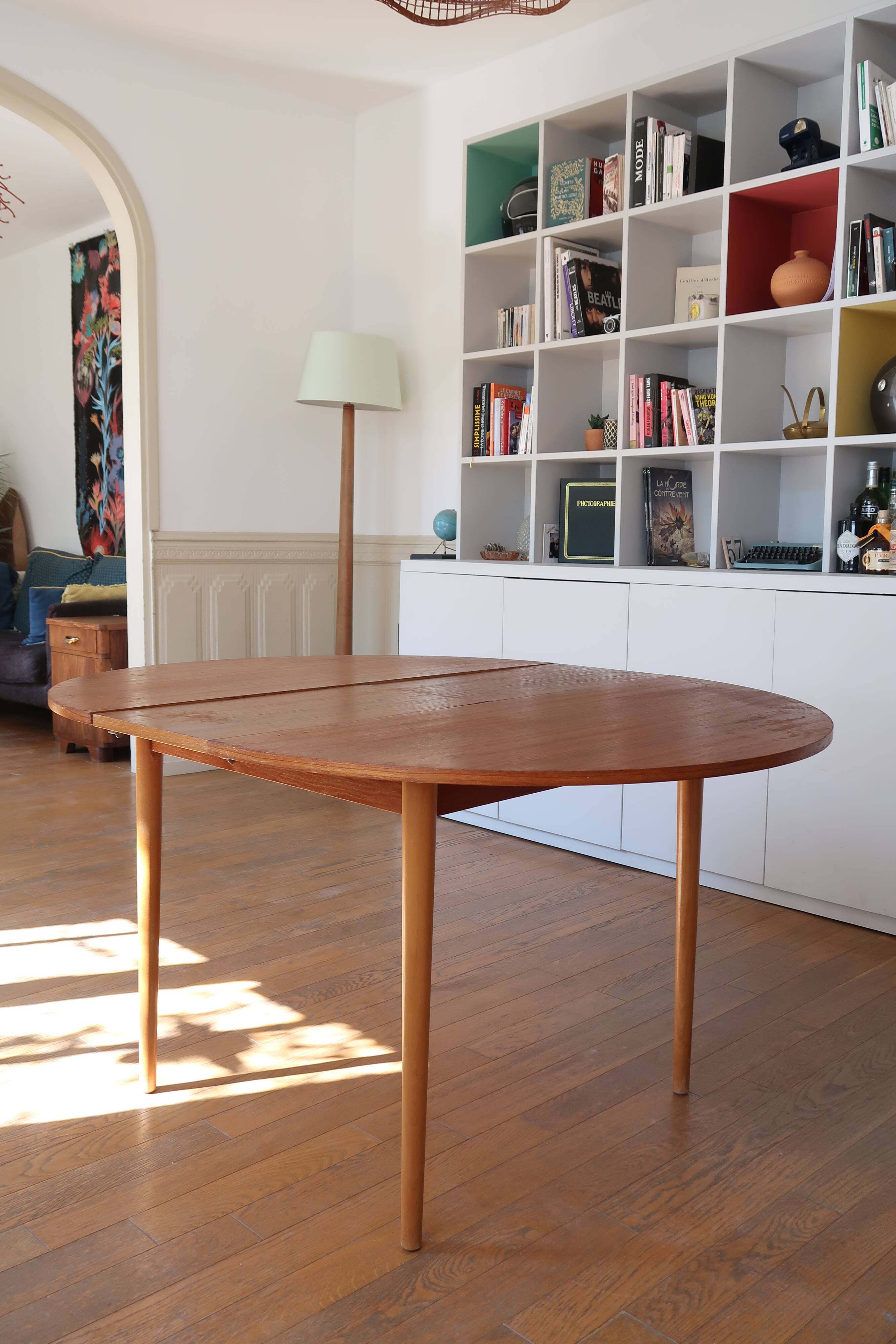 Scandinavian table 70's