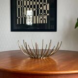 Metal centrepiece