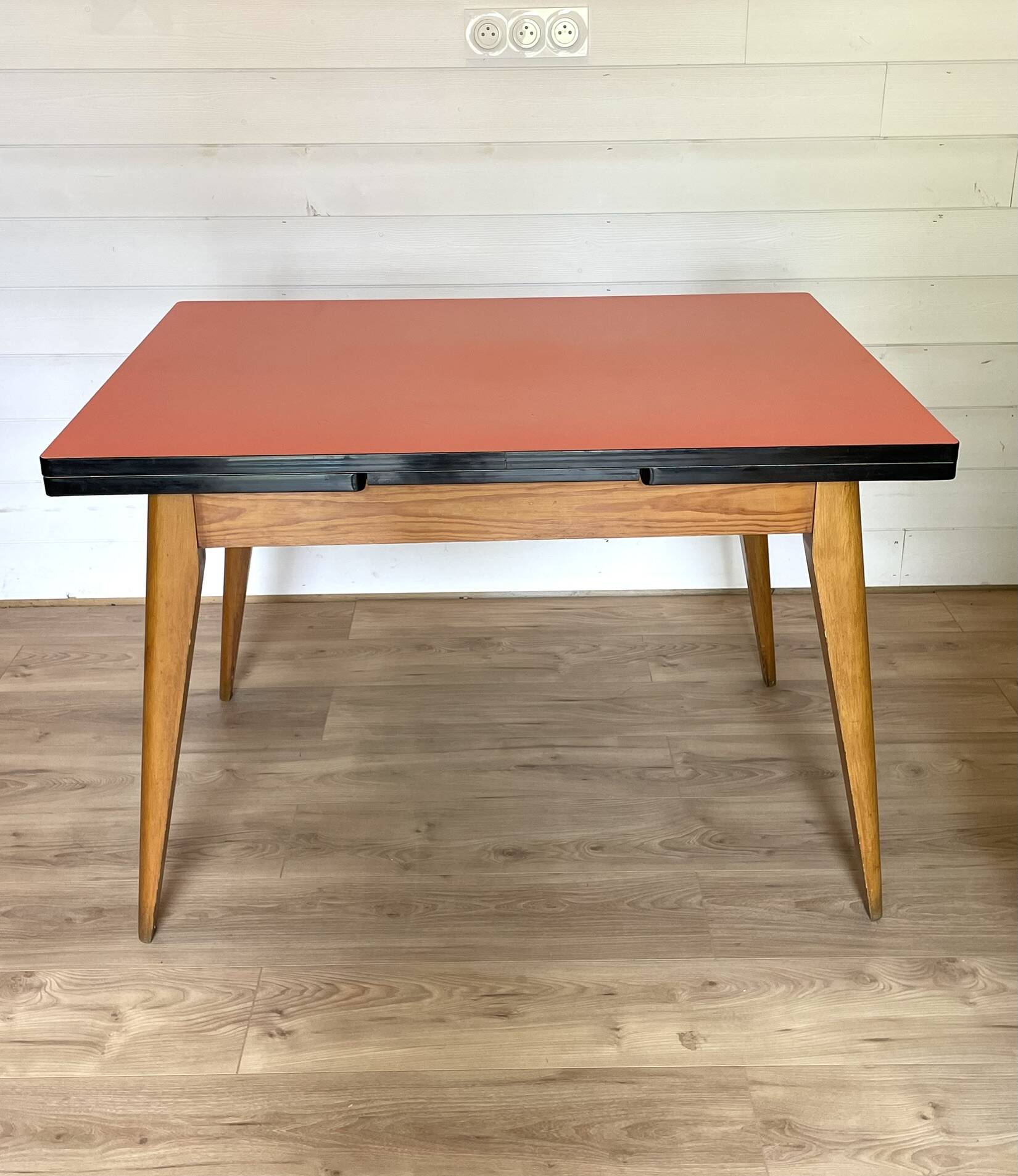 Sitemapcdatahttpsmodeinf Inetcomtable Formica Vintage