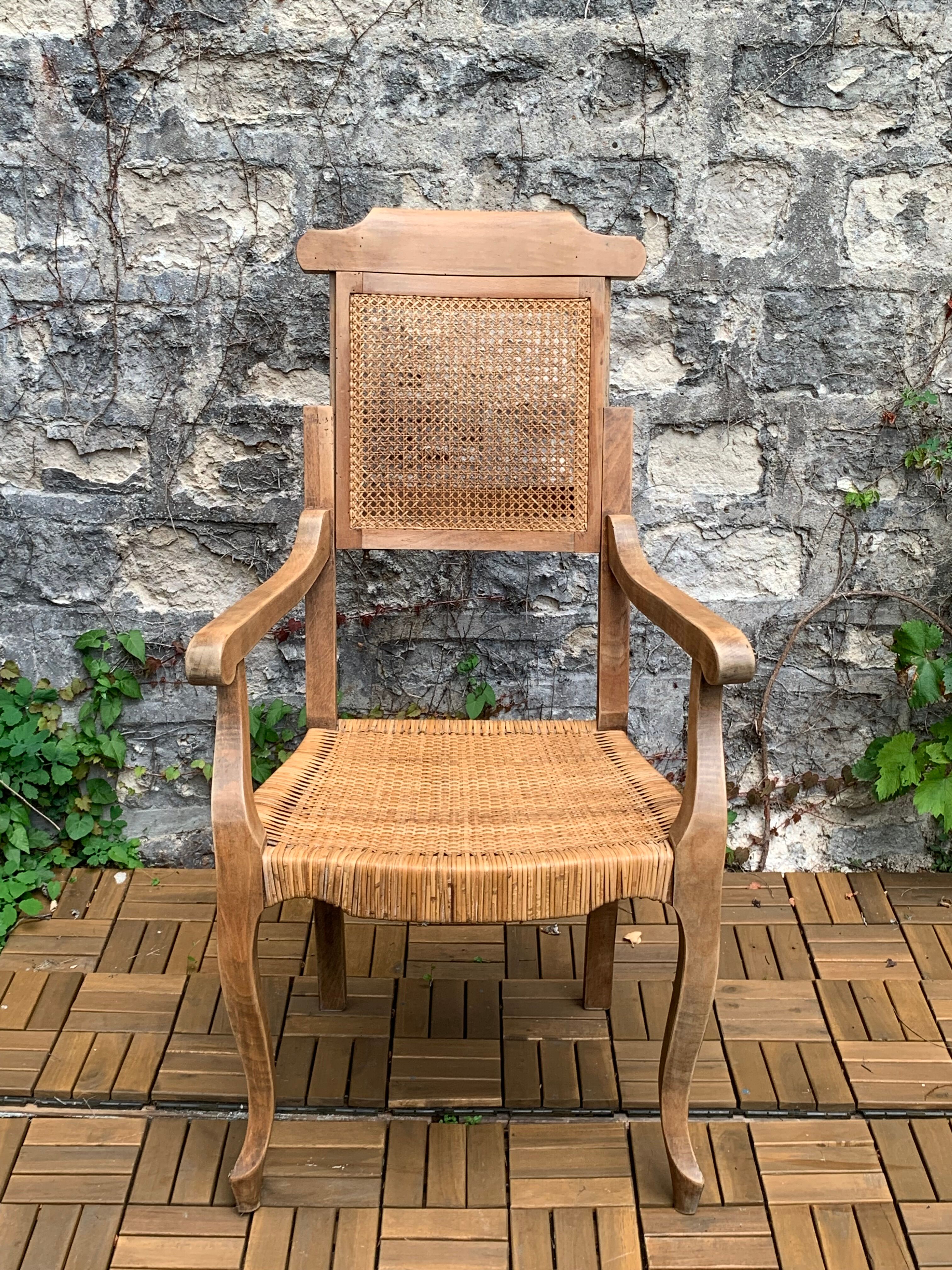Barber's armchair in wood cannage and straw 1900