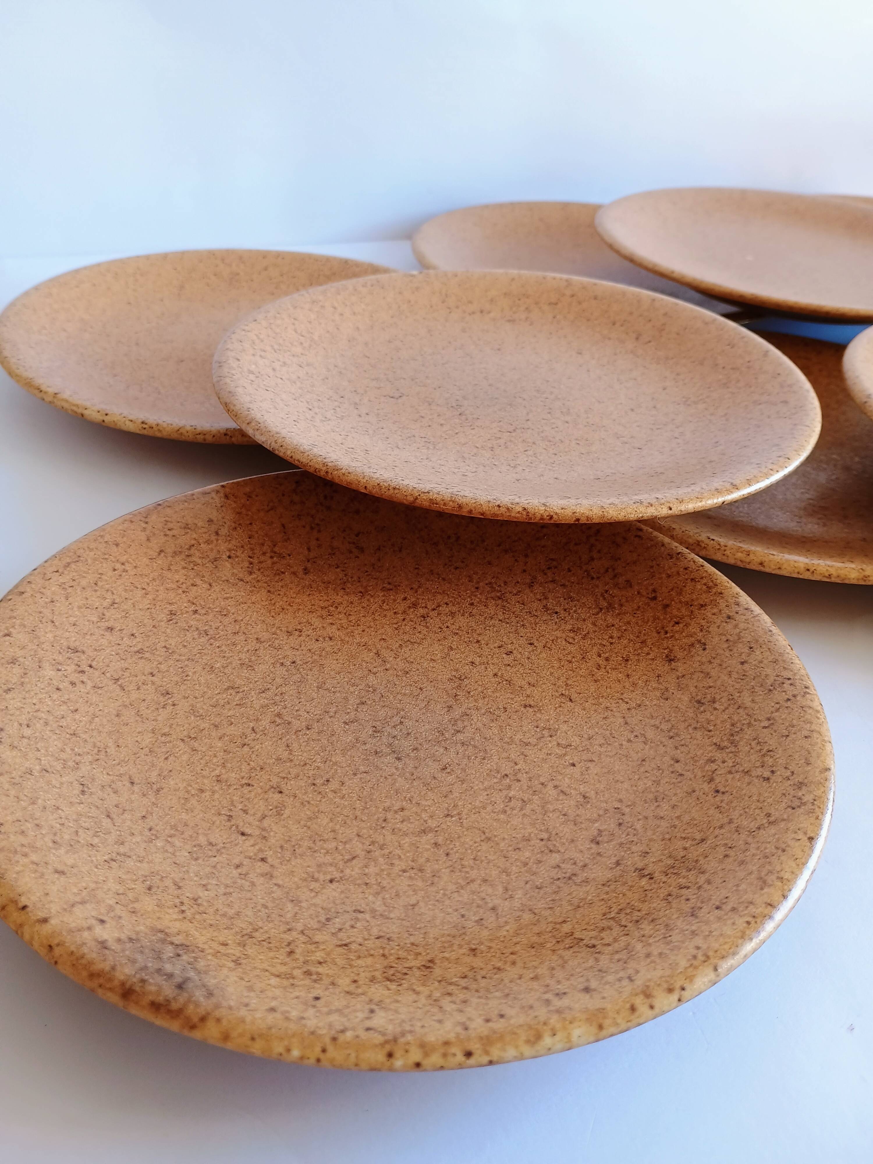 Set of 10 dessert plates Gres Chantilly Longchamp France