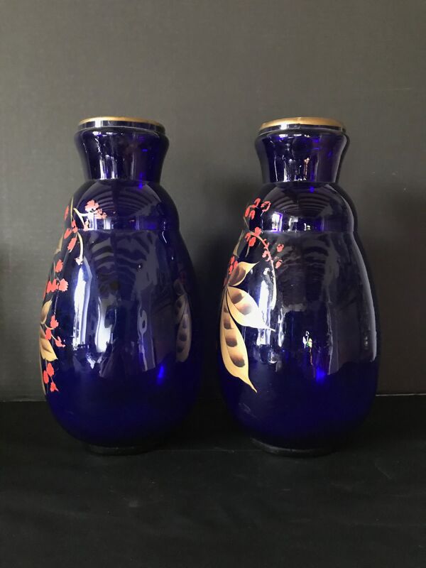 Paire de vases en verre bleu cobalt peint à la main