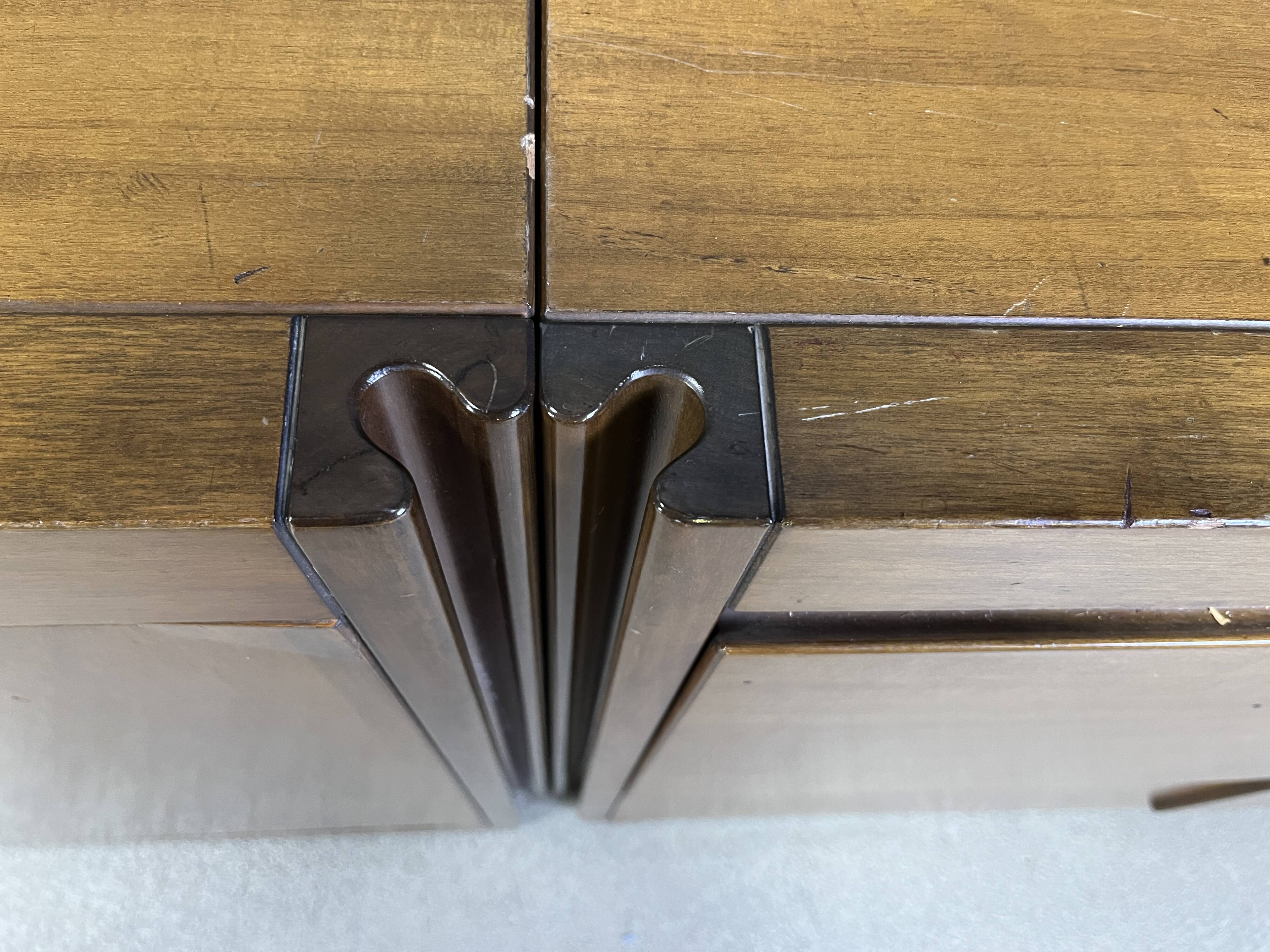 Vintage 4d sideboard by Angelo Mangiarotti for Molteni, 1970s