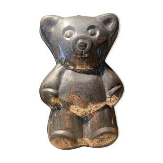 Vintage metal teddy bear pastry mold