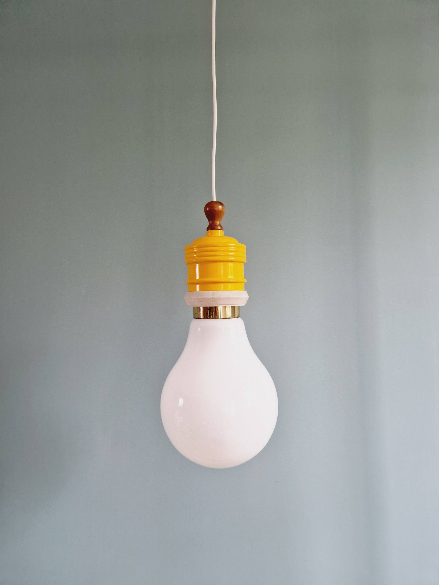 Opaline bulb pendant light, Metalarte, 1980s