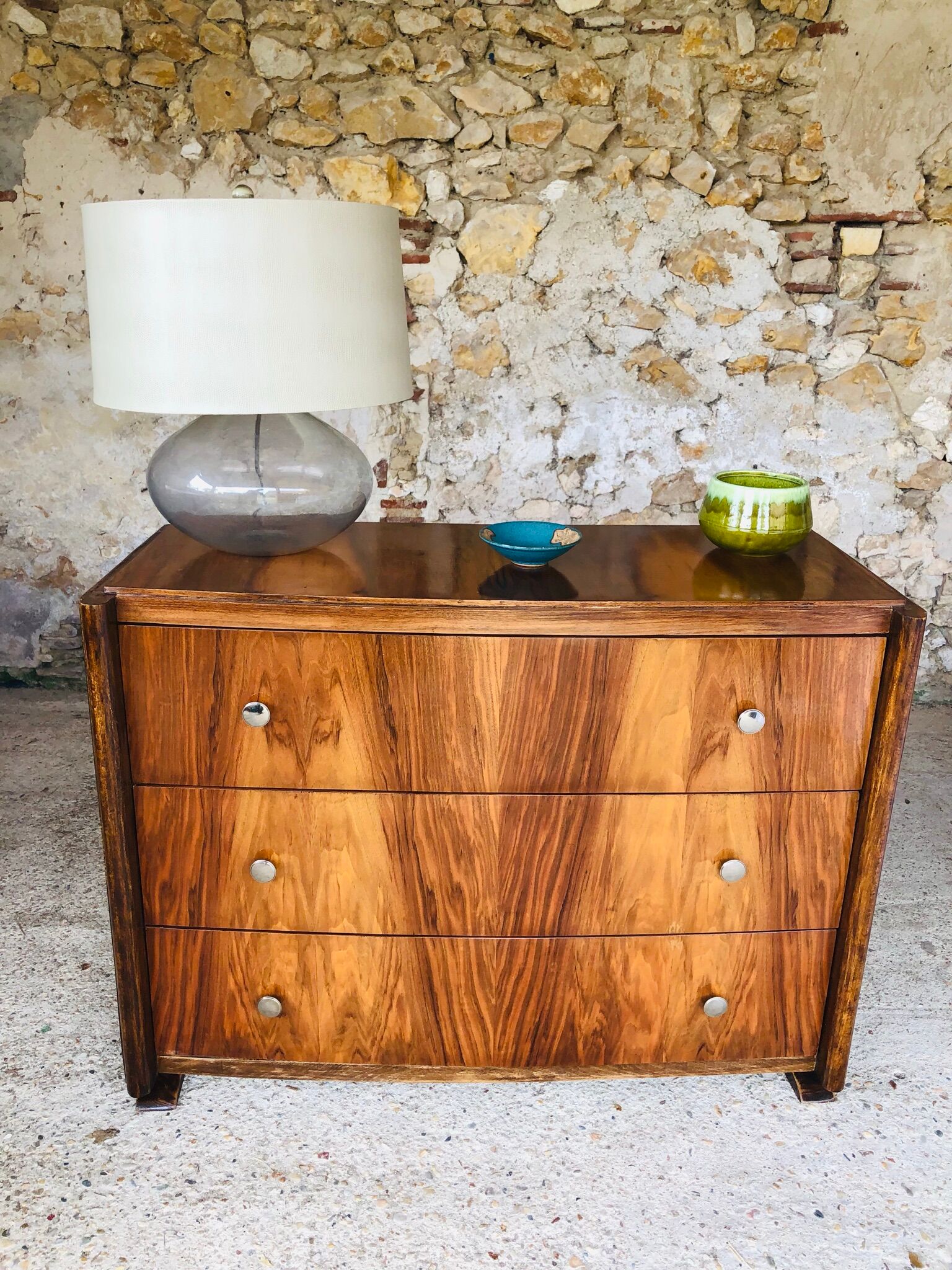 Art Deco chest of drawers in flambé walnut veneer circa 30's/ 40's