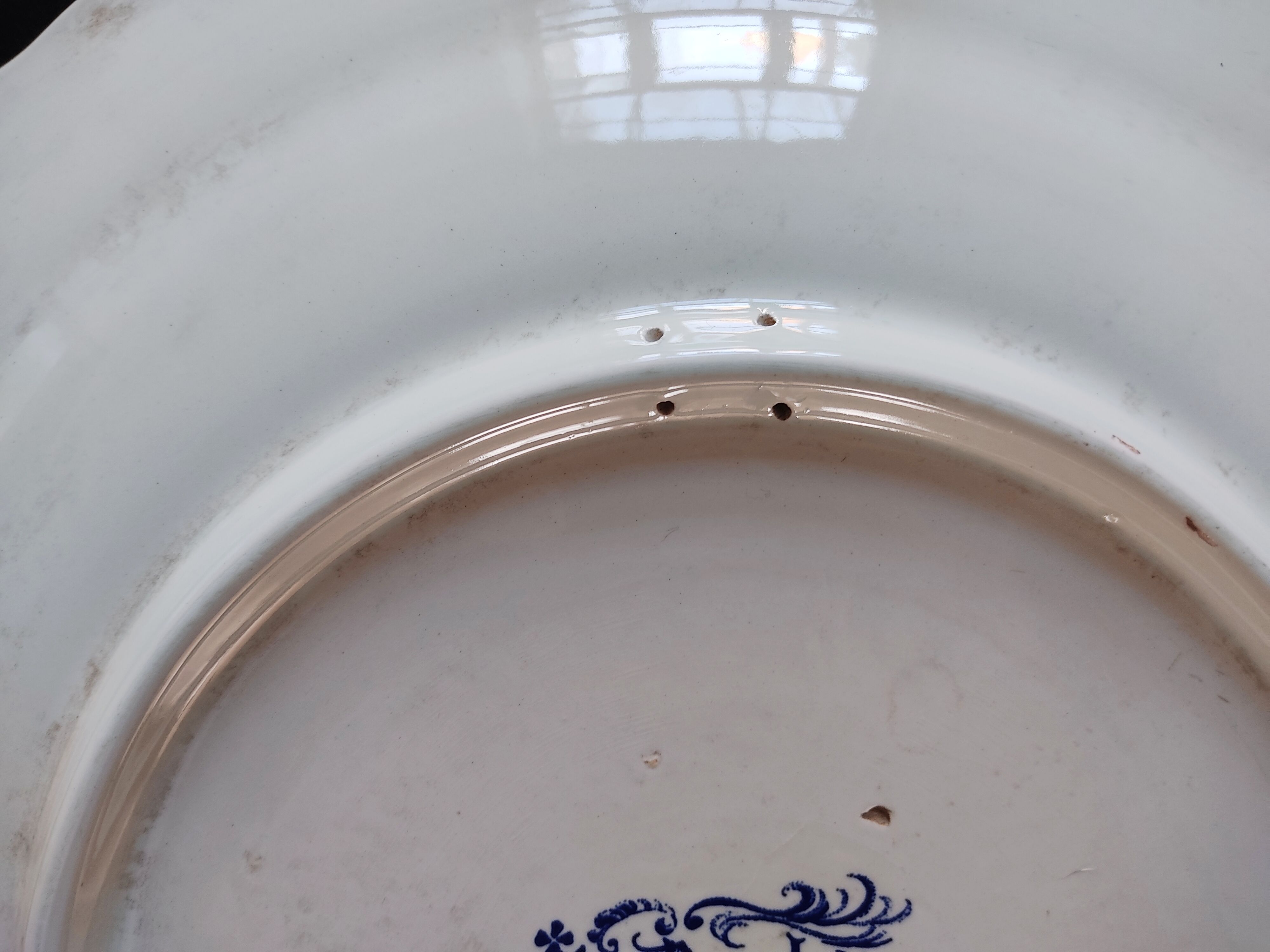 Plat Boch décor de pêcheur 39,5 cm de diamètre