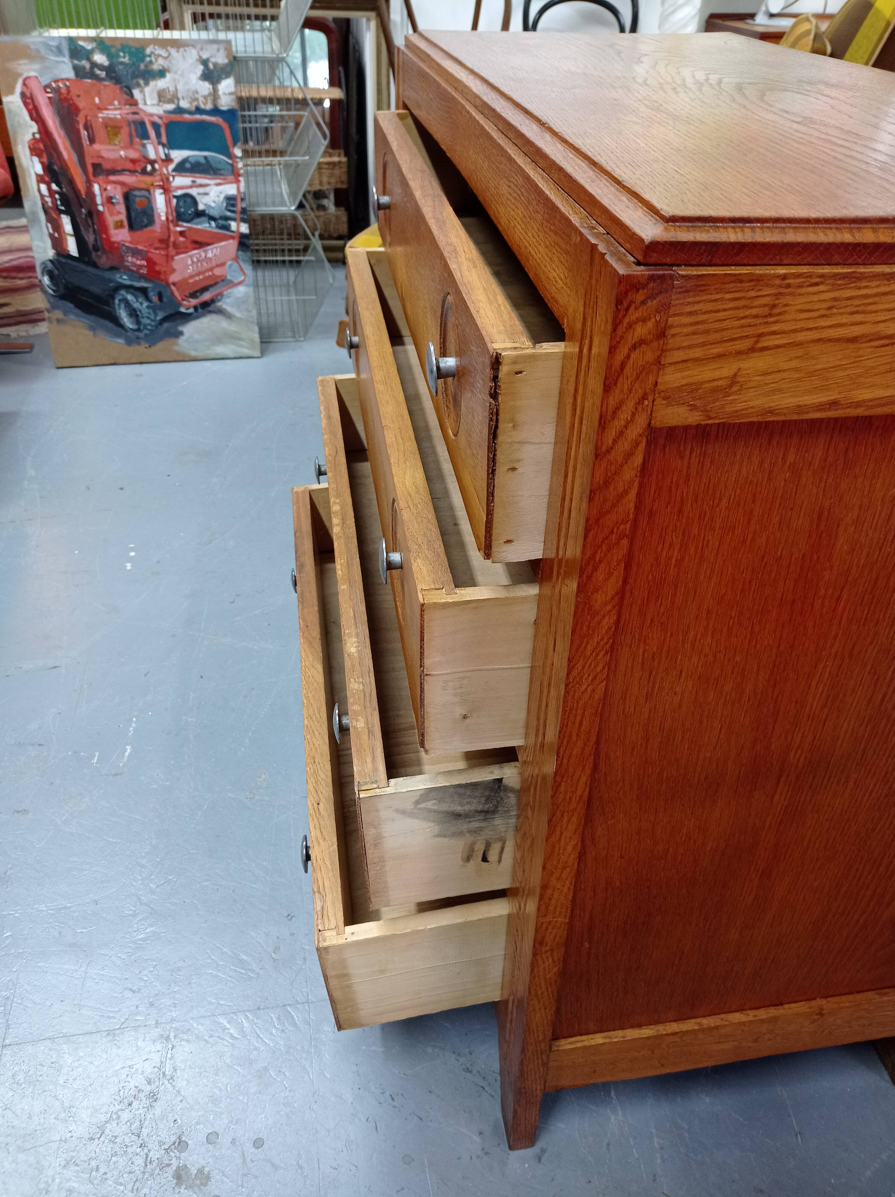Chest of drawers in oak 50s