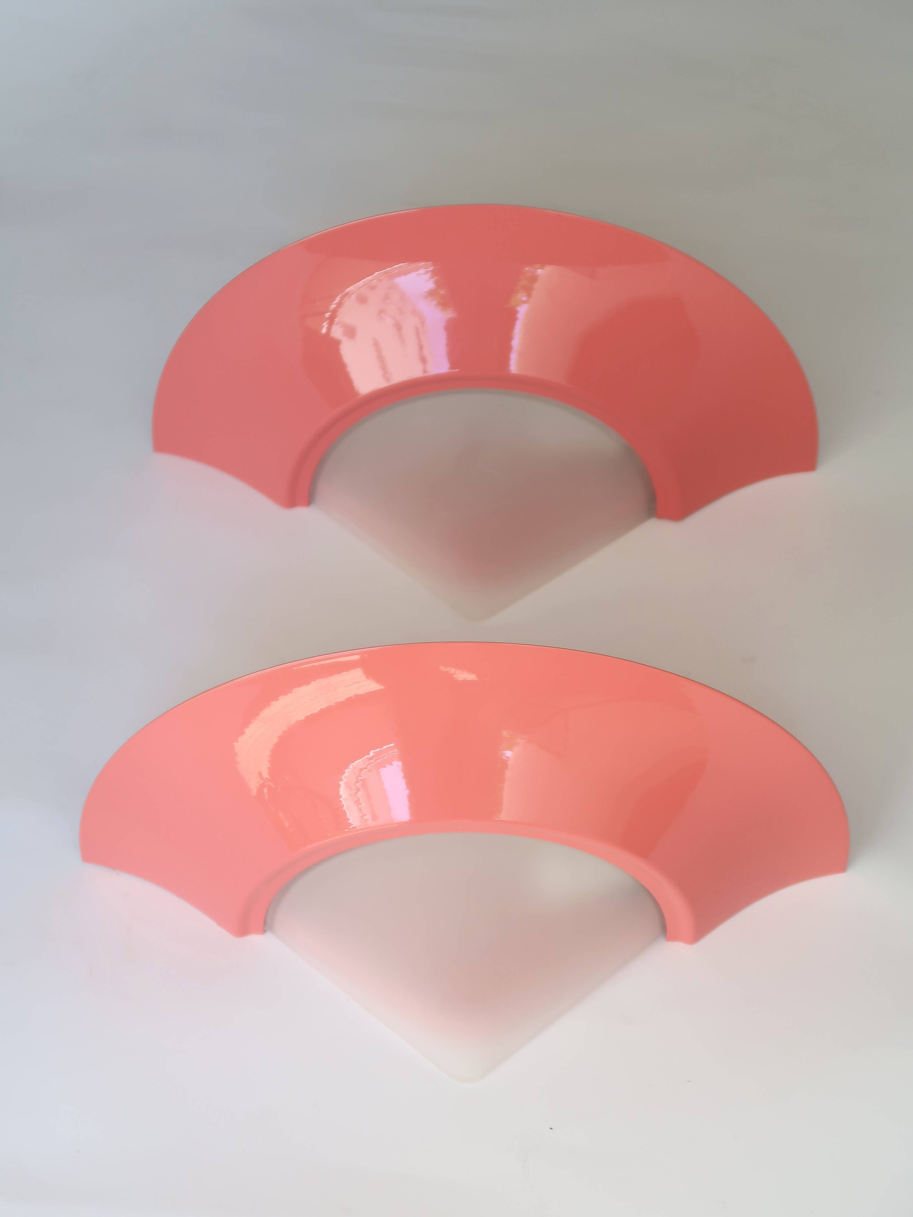 Paire d'appliques roses, 1980