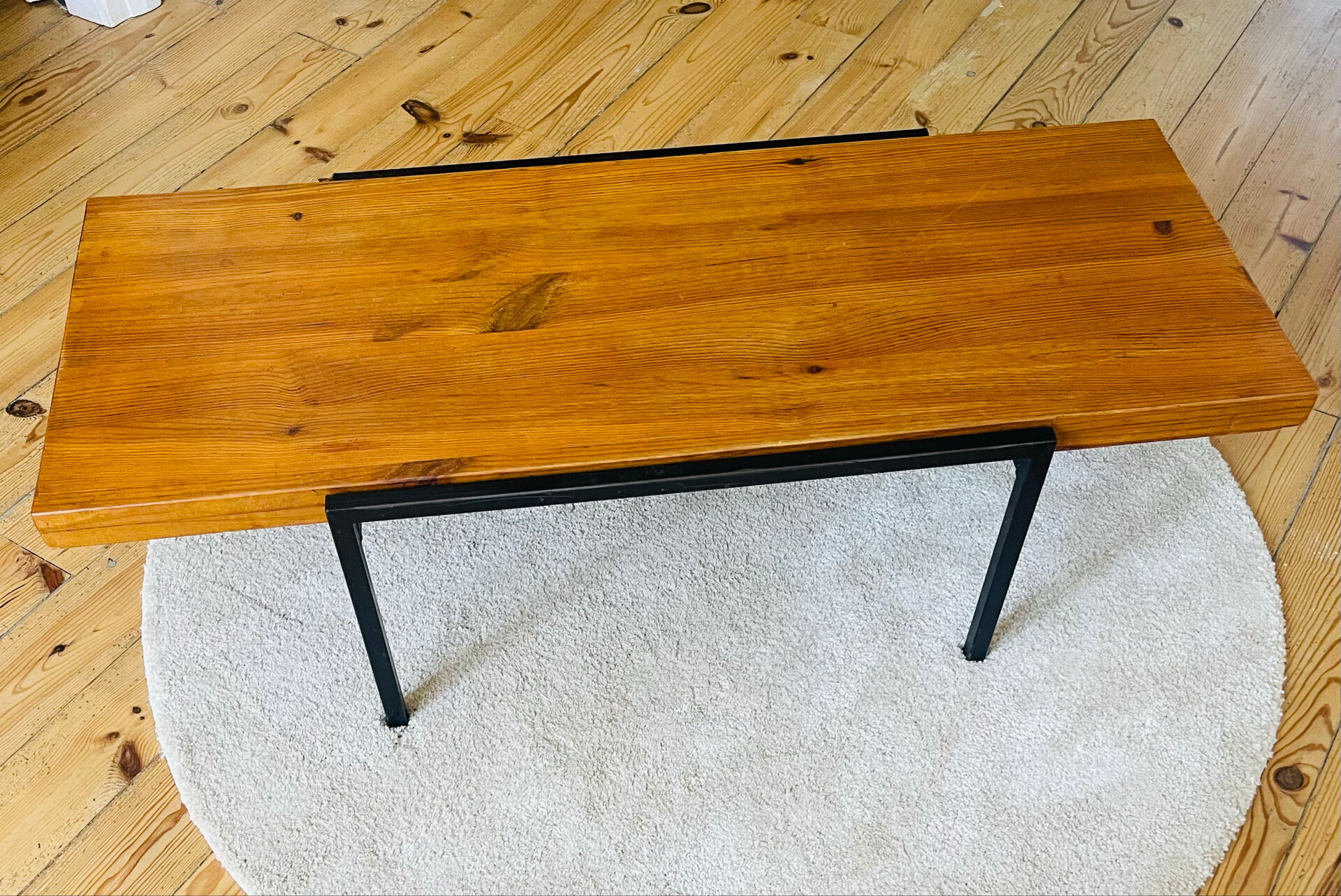 Table basse pin et métal vintage