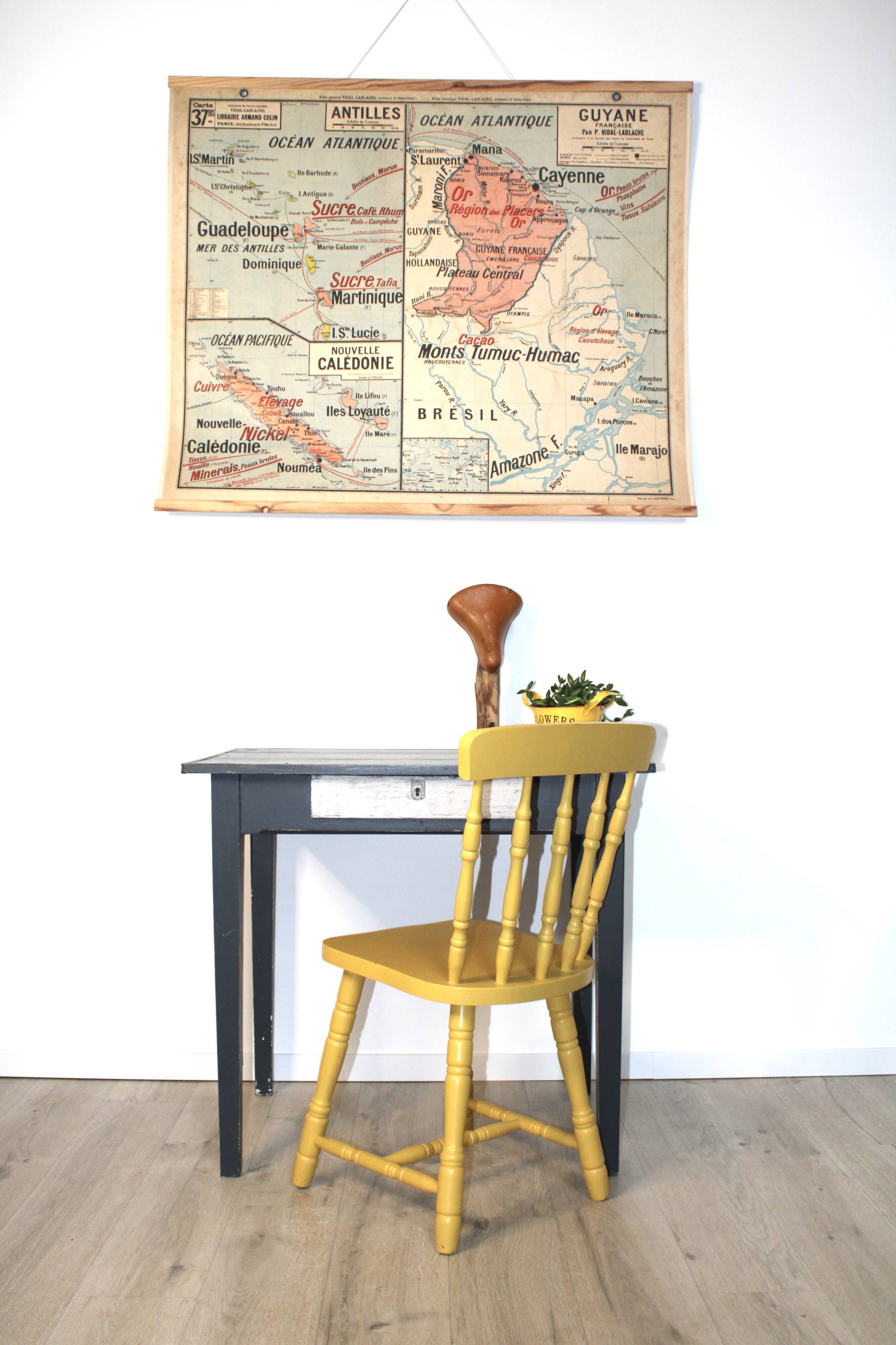 Small carbon wooden desk table