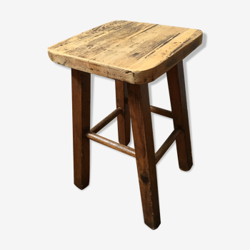 Country-way wooden stool