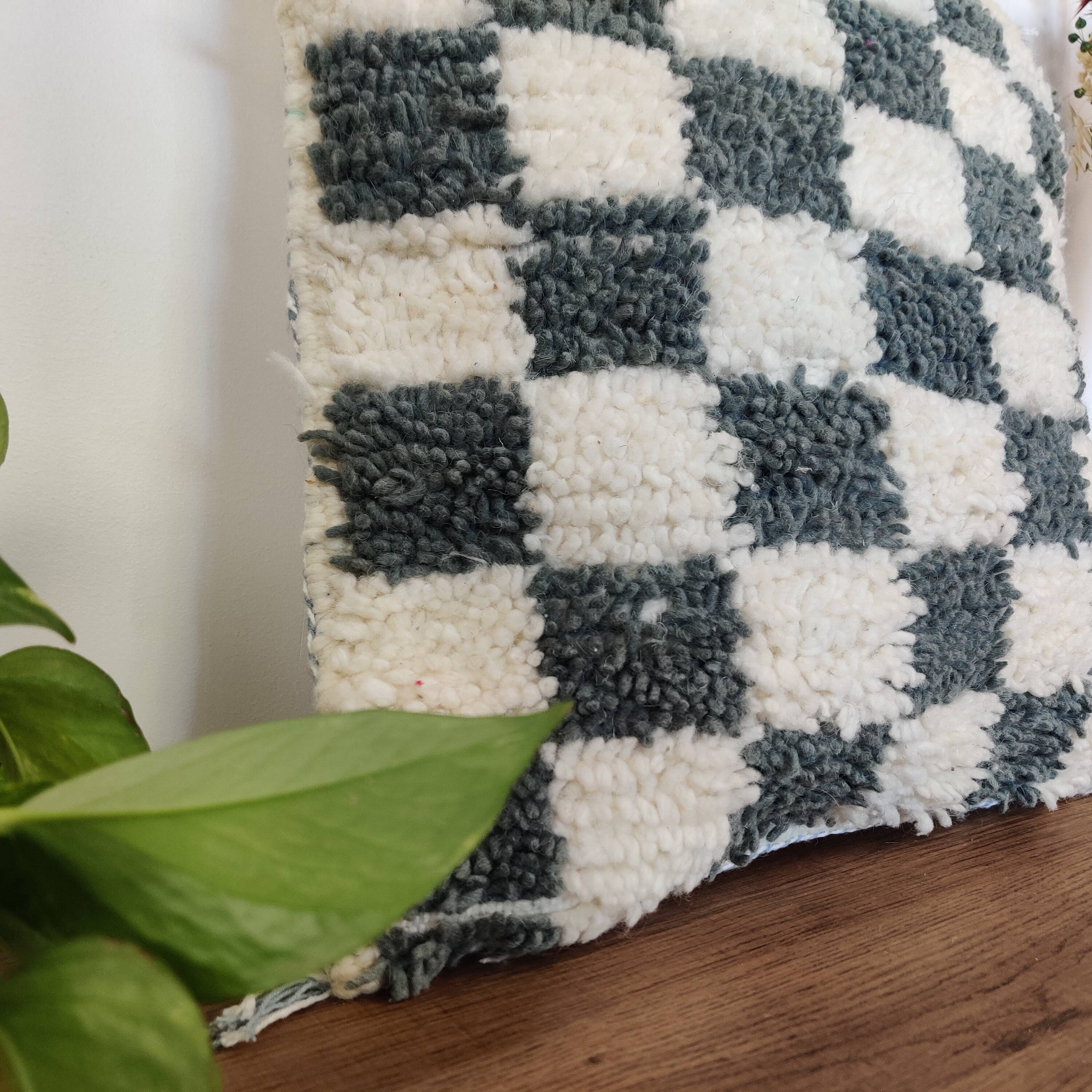 Berber cushion Damier Gray Béni Ouarain