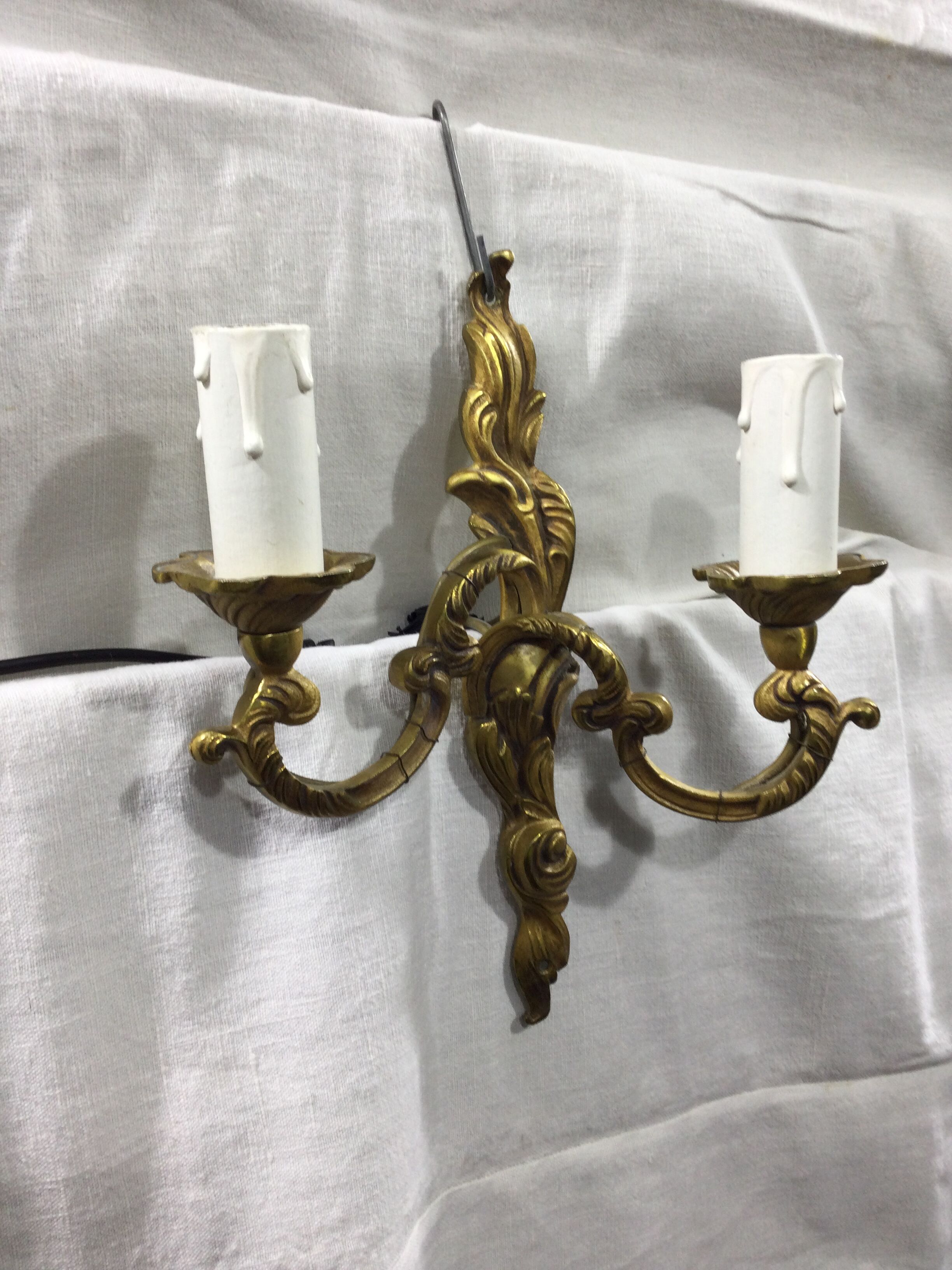 Louis XV bronze sconce