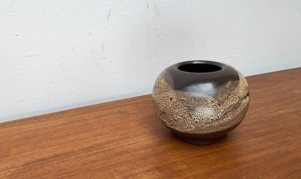 Mid-century German studio pottery vase by Till Sudeck, 1960s.