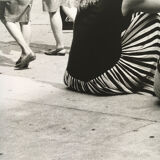 Large photo Mode 90. Skirt Friends Graphic