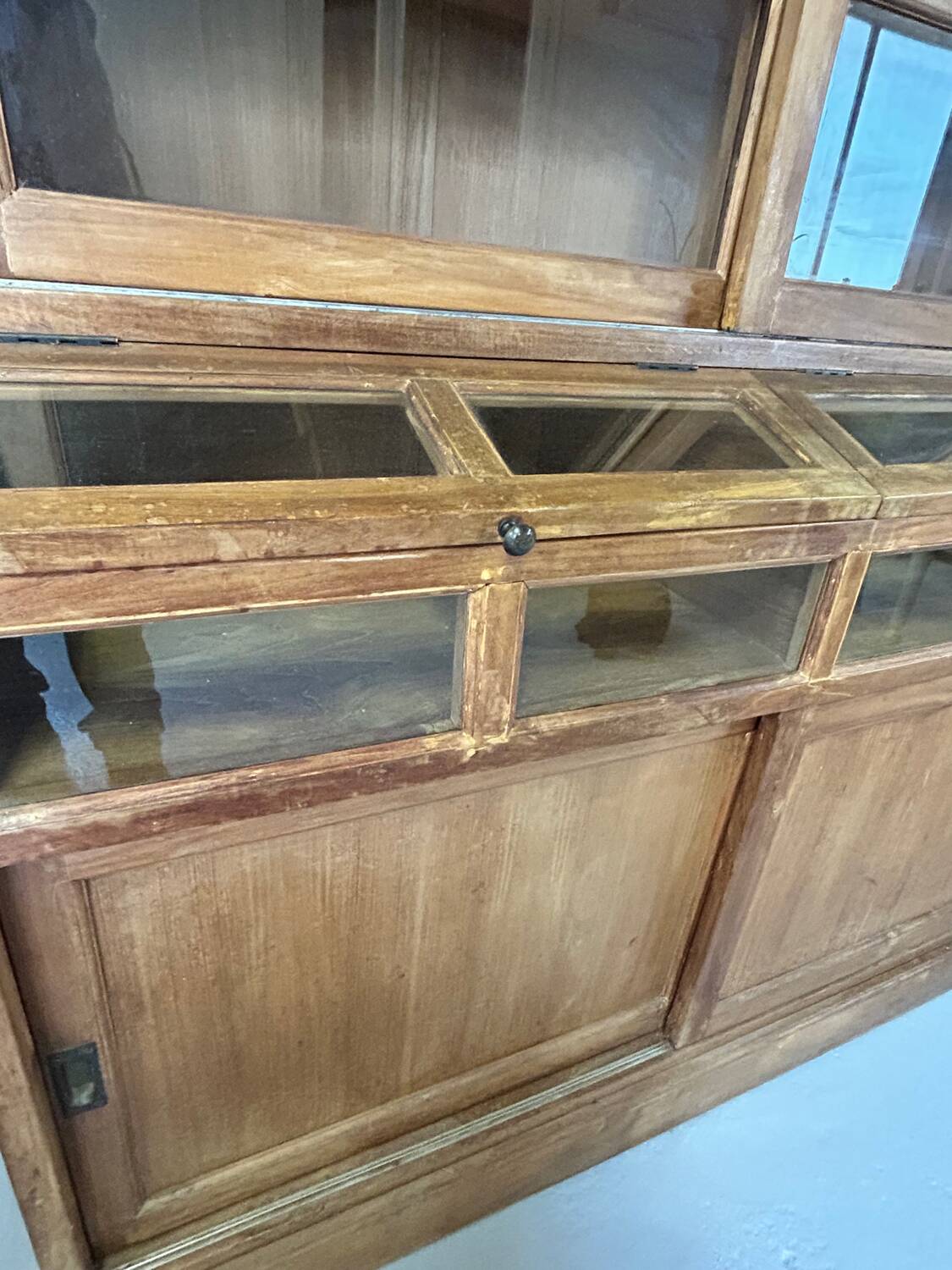 Large antique glass-fronted cabinet made of solid wood – Late 19th century