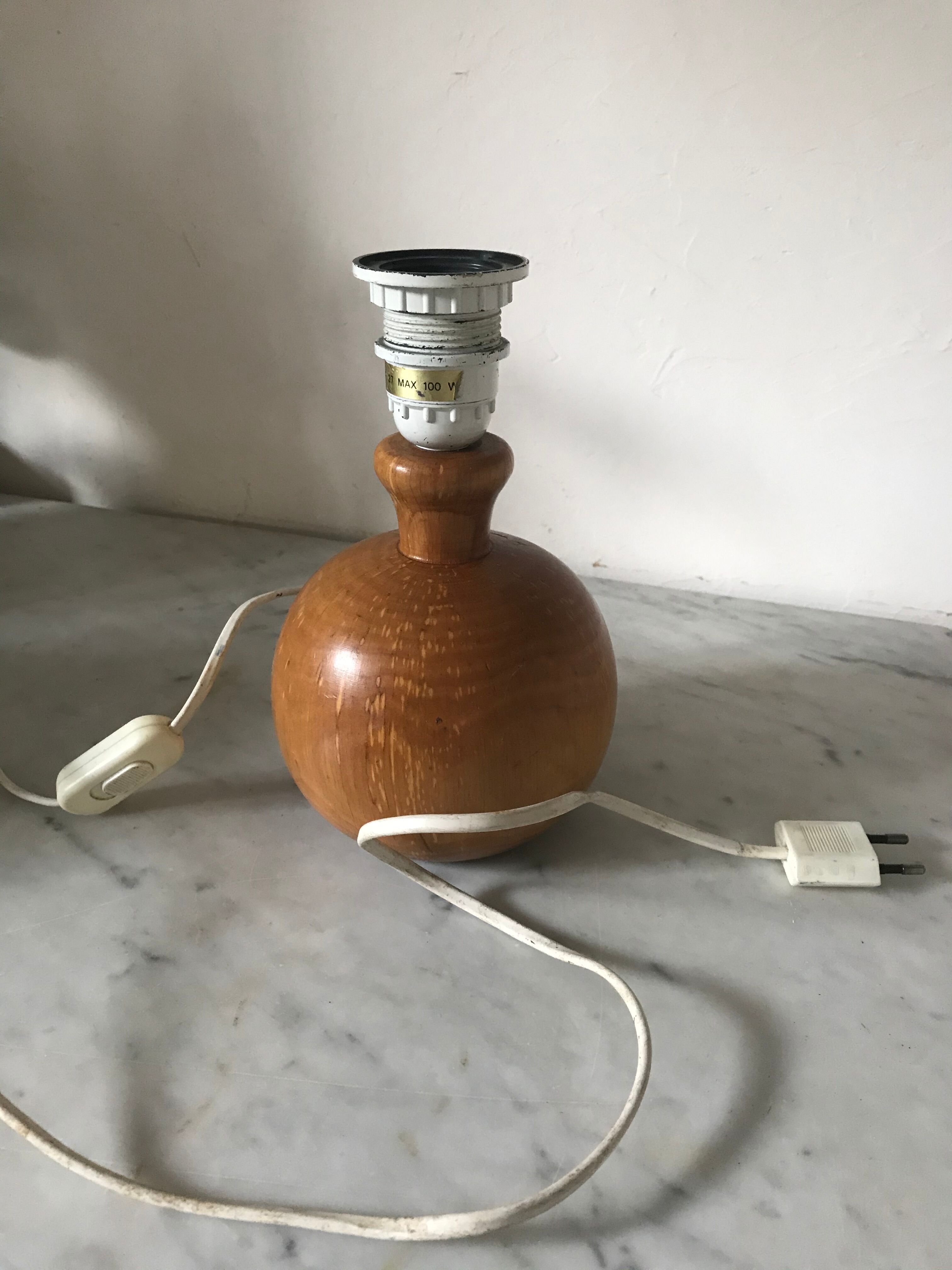 Vintage wooden ball bedside lamp