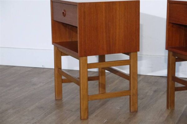 Paire de chevets vintage scandinave en teck 1960