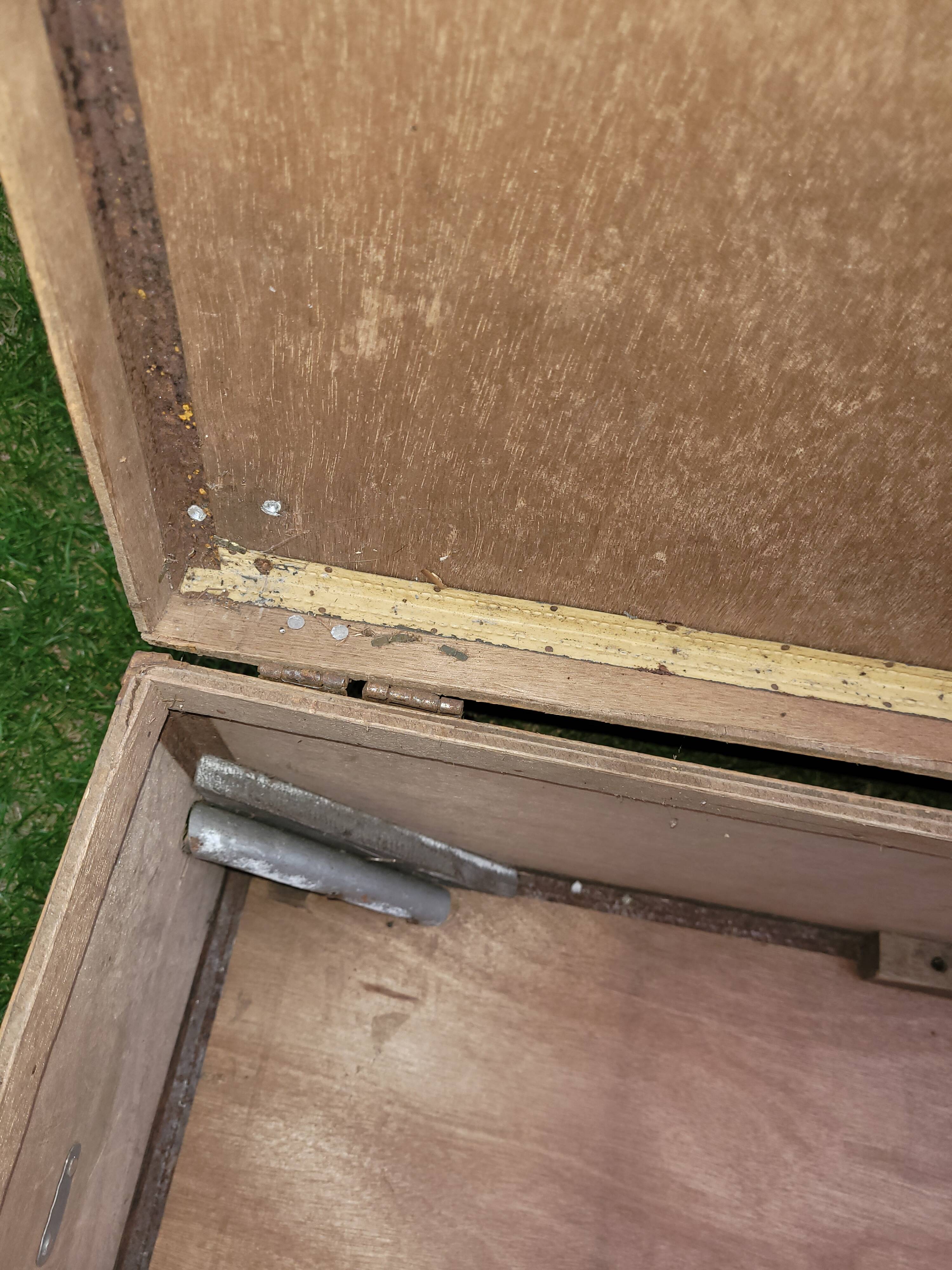 Large suitcase / wooden trunk - old