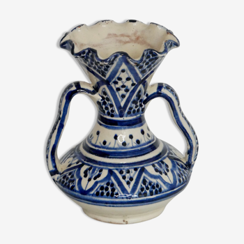 Moroccan vase safi monochrome