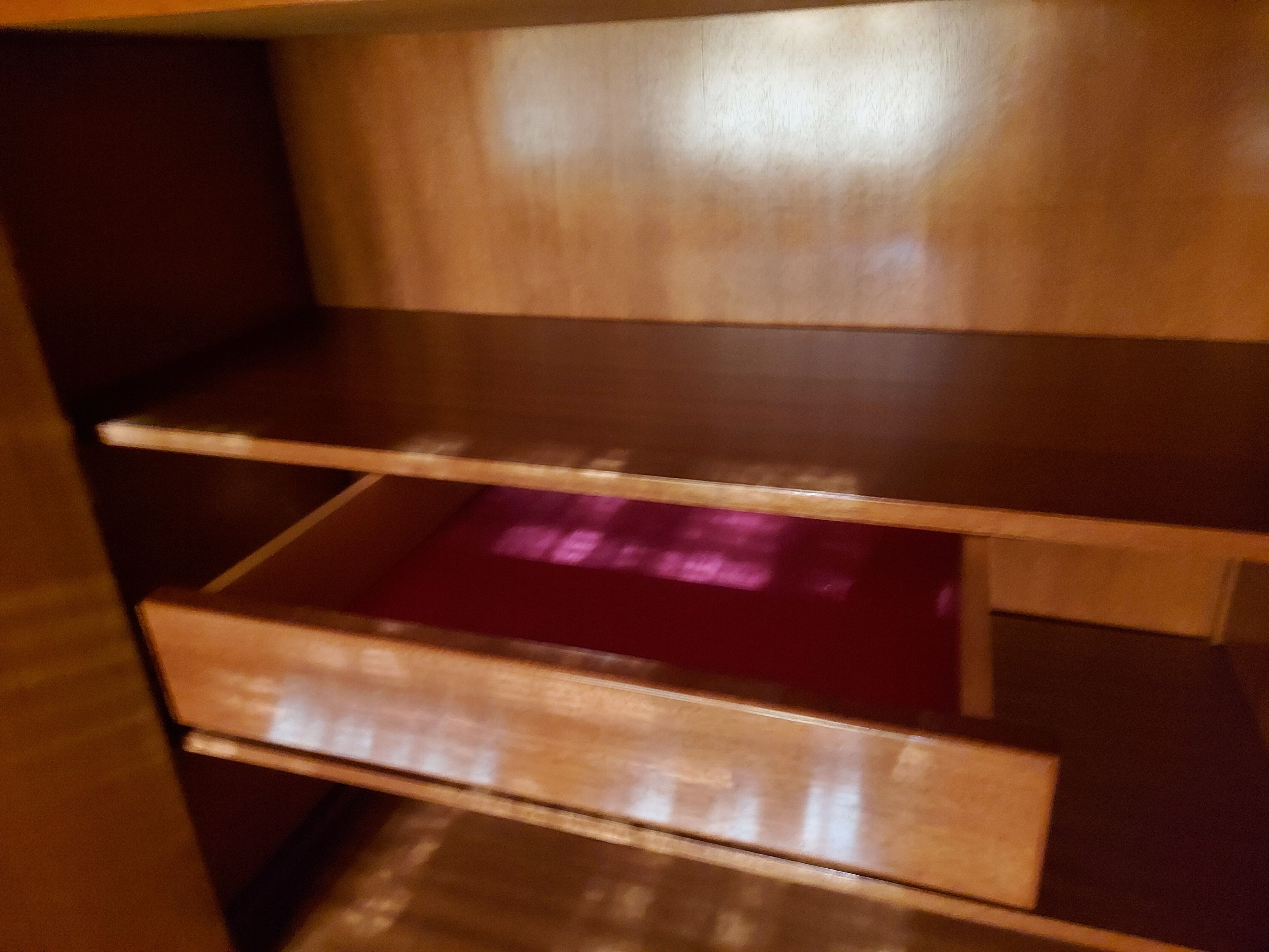 Vintage cabinet in palissandre