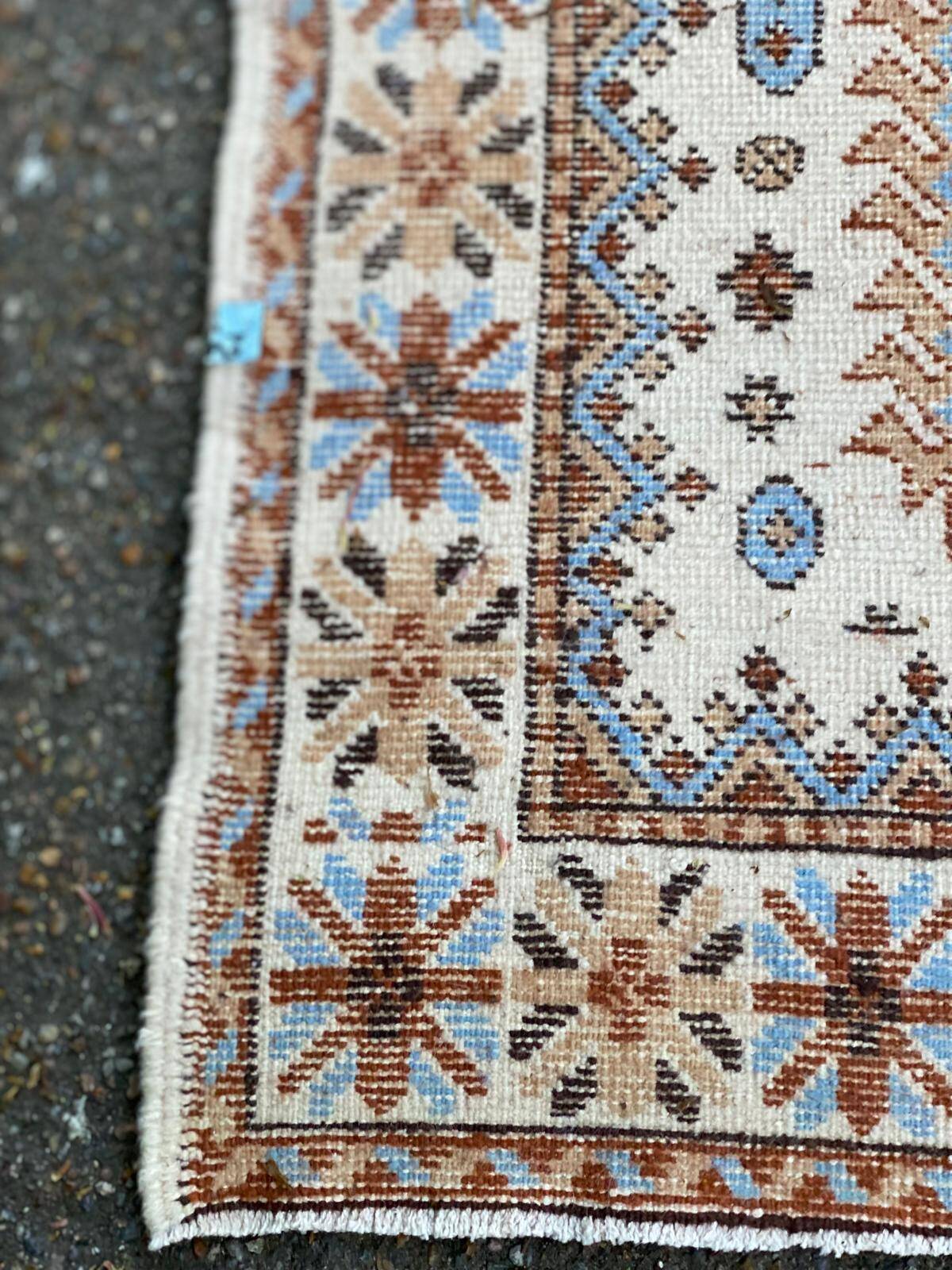 Long Persian rug in knotted wool, burgundy blue, flowers, handmade 300x90