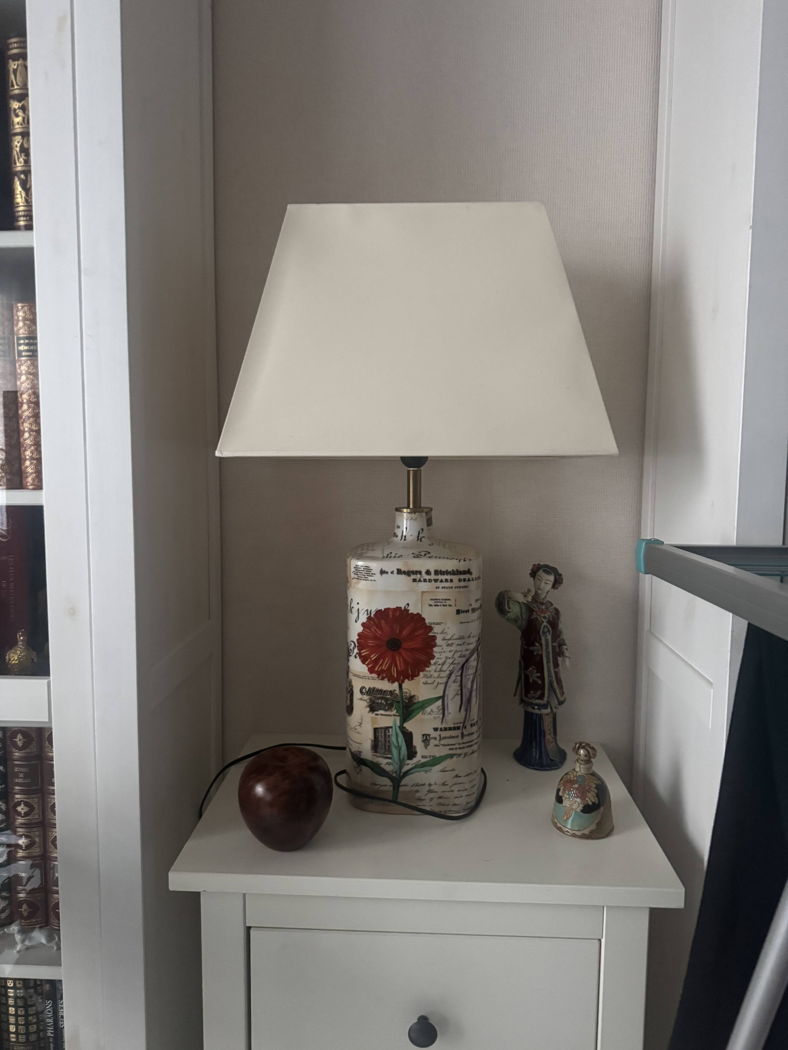 Lampe en porcelaine