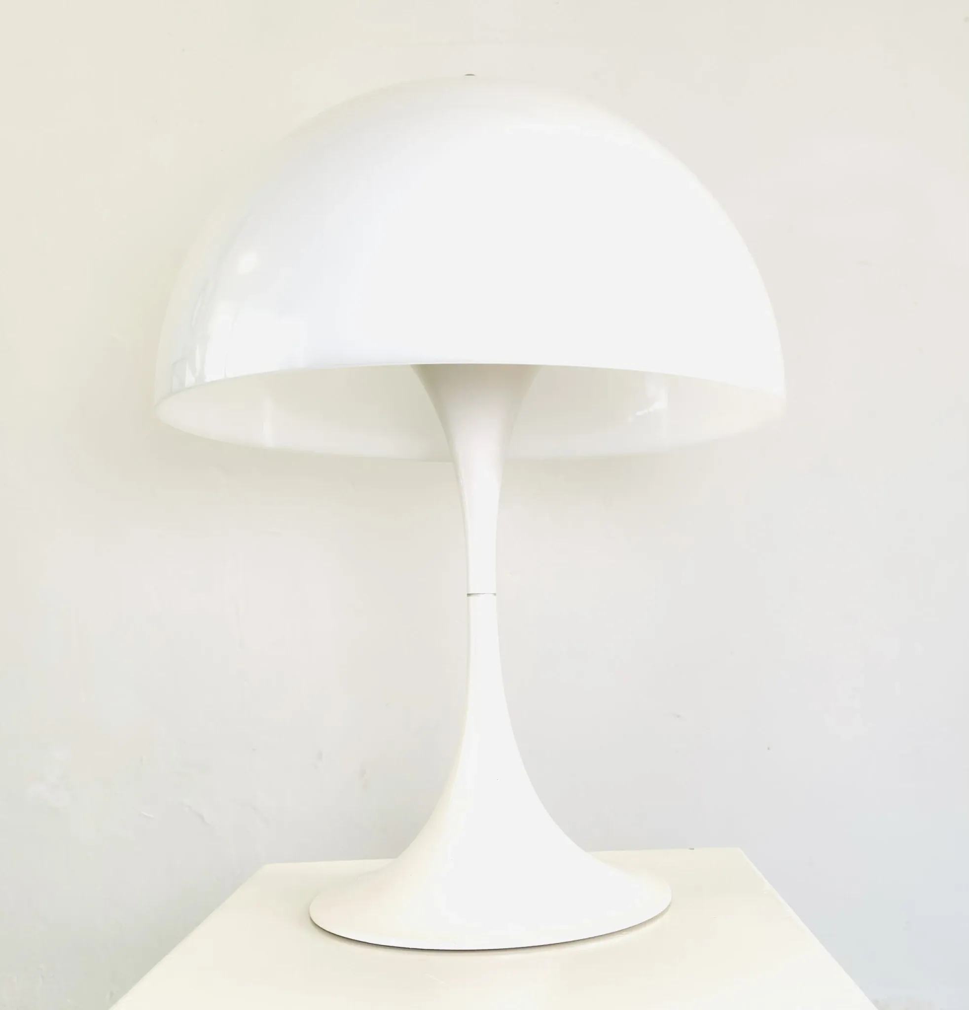 Panthella 'Mushroom' Table Lamp By Verner Panton For Louis Poulsen, Denmark, 1971