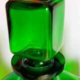 Duo de flacons-carafes en verre vert vintages