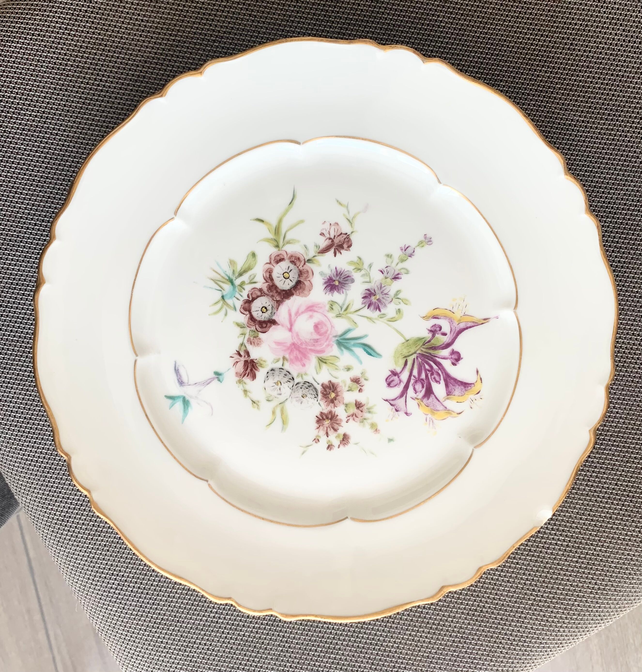 Lot de 20 assiettes anciennes  en porcelaine Haviland