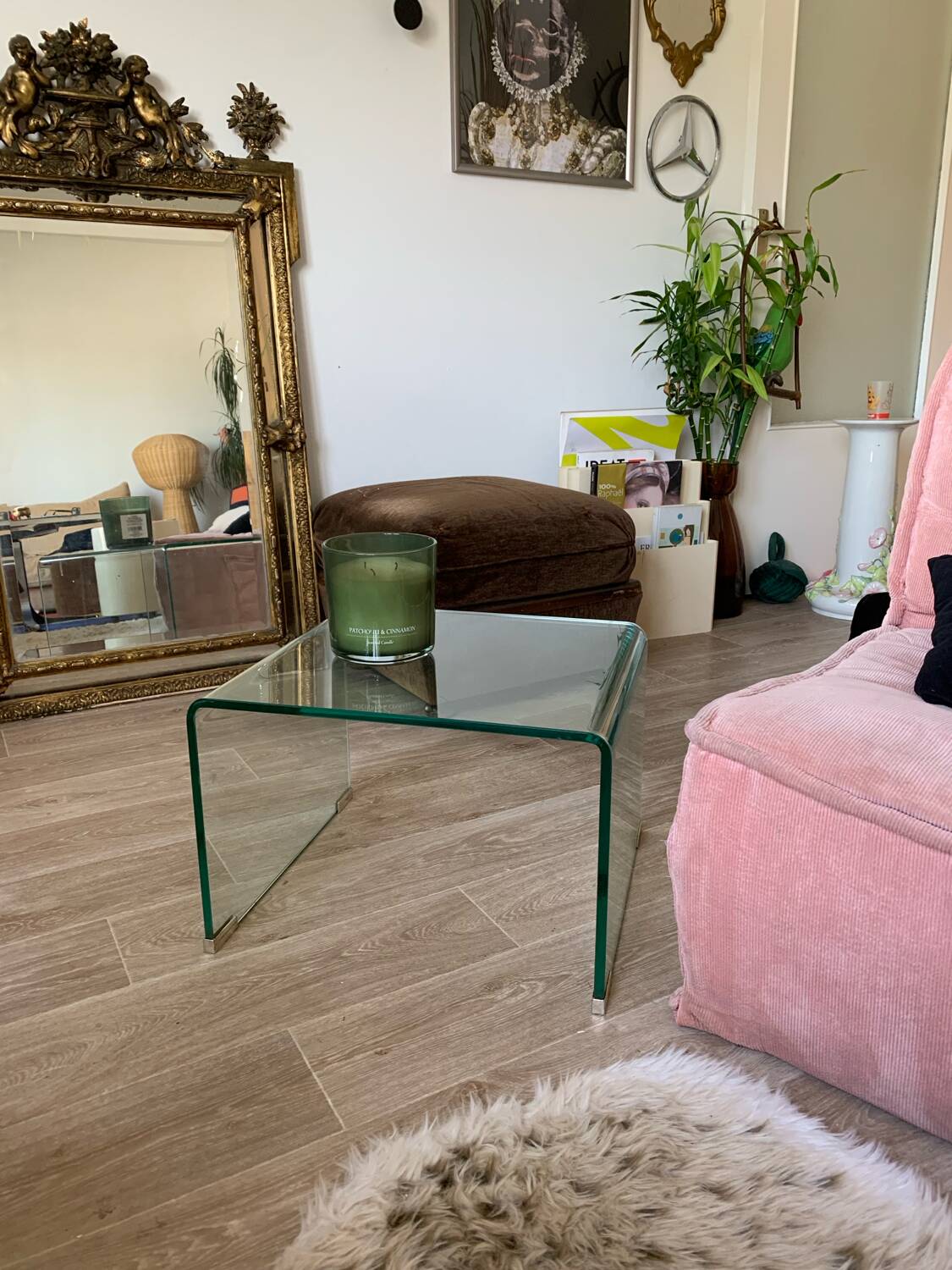 Curved glass coffee table