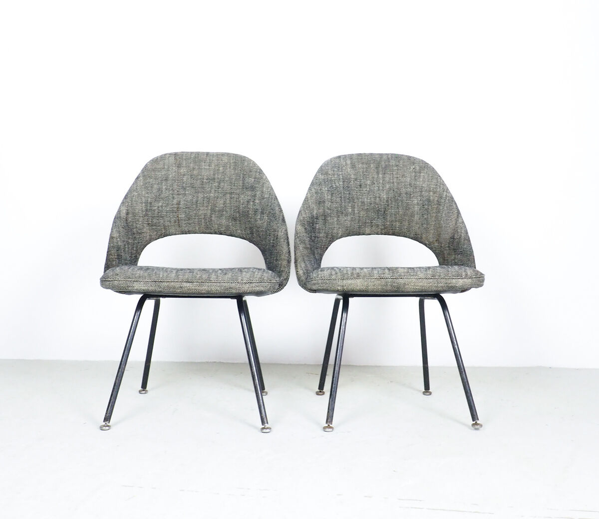 Eero Saarinen Conference chairs model 71, Knoll 1950