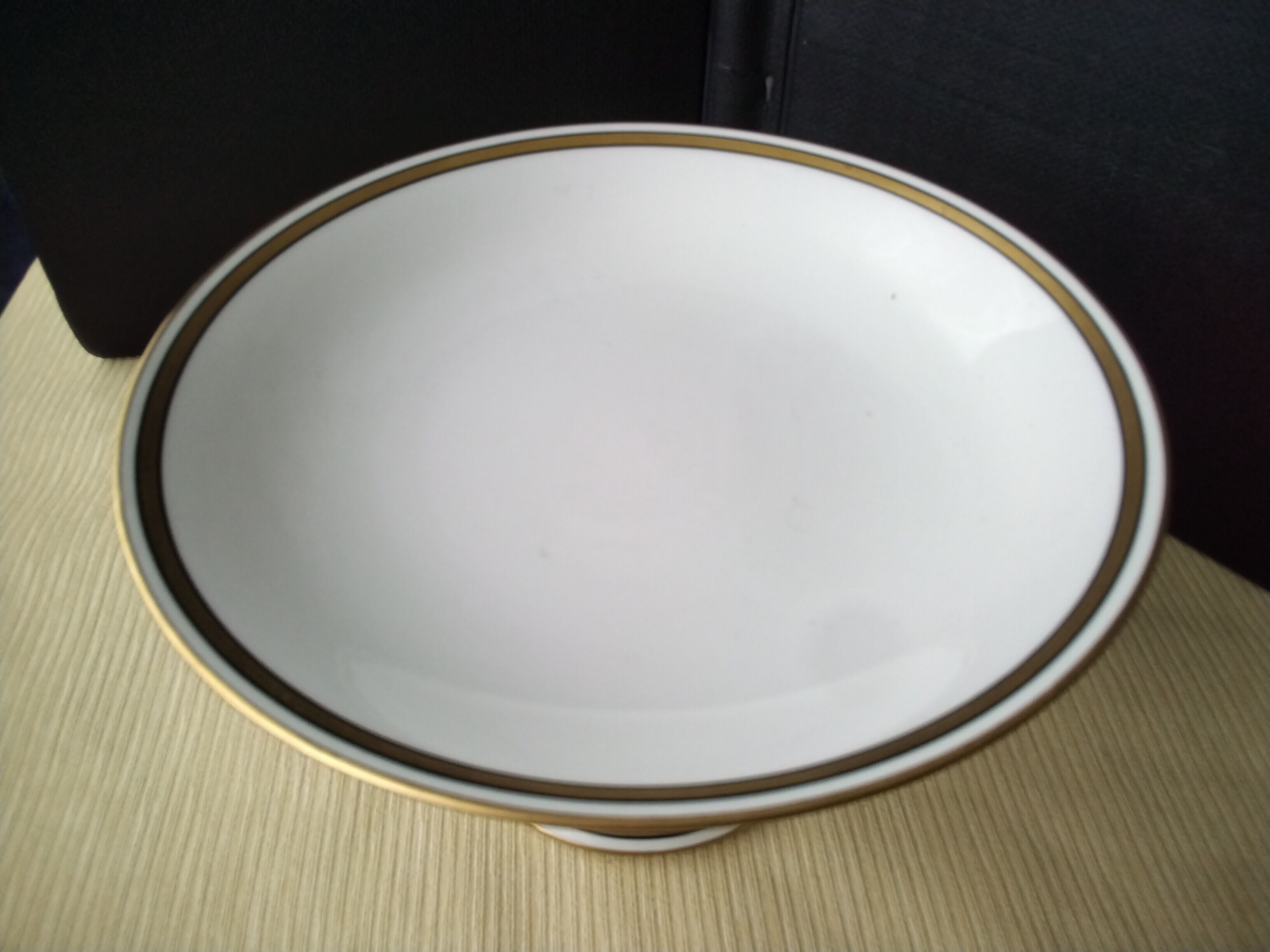 Compotier, stand cut shower Porcelain of Limoges Balleroy et Cie