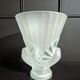 Vase aux ''colombes'' opalescent Art Déco