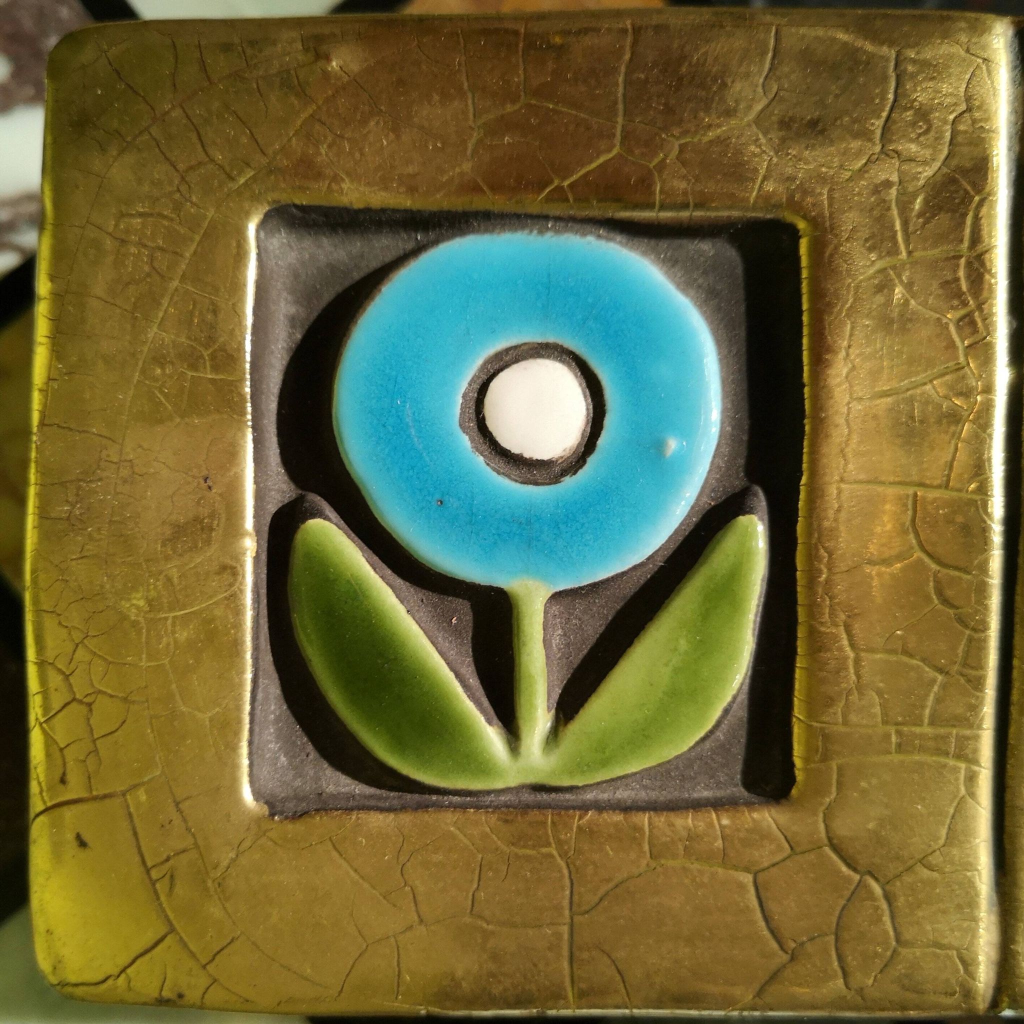 Mithé Espelt Box