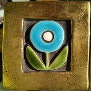 Mithé Espelt Box